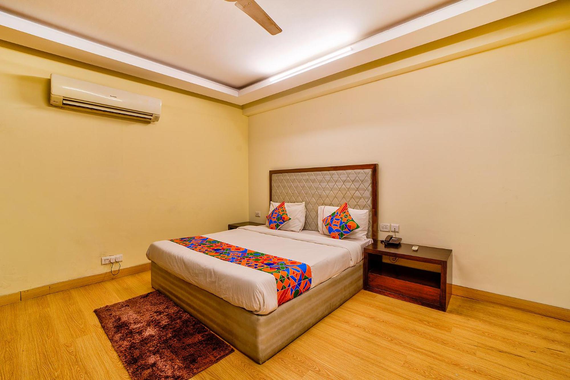 Deluxe Room - Photo 3