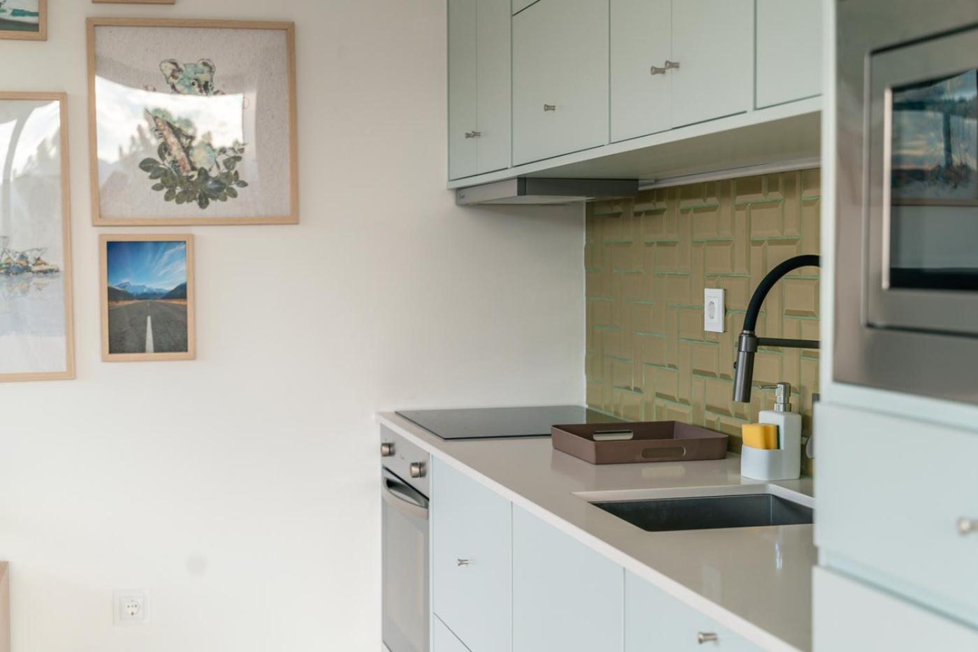 One-Bedroom House - Photo 23