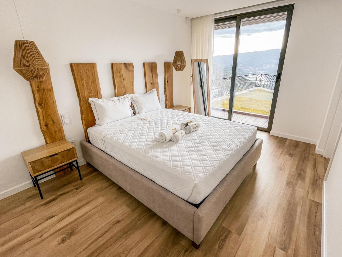 One-Bedroom House - Photo 6