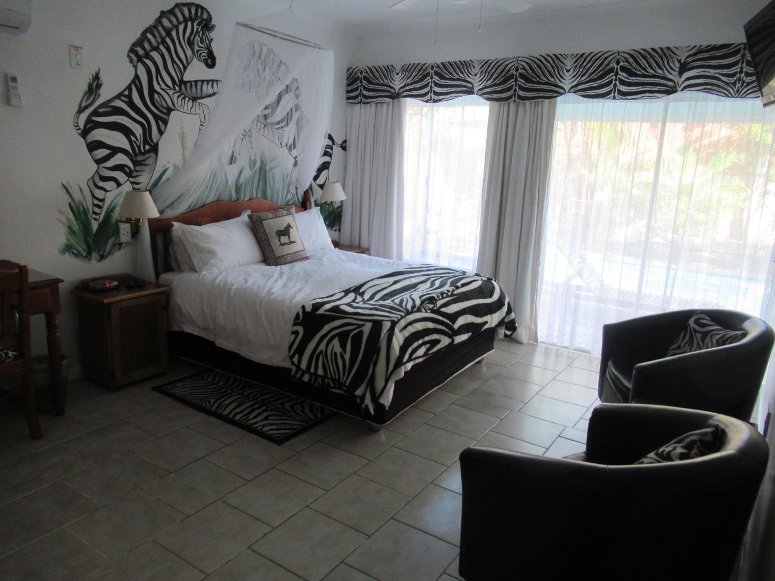 Double Room with Pool View