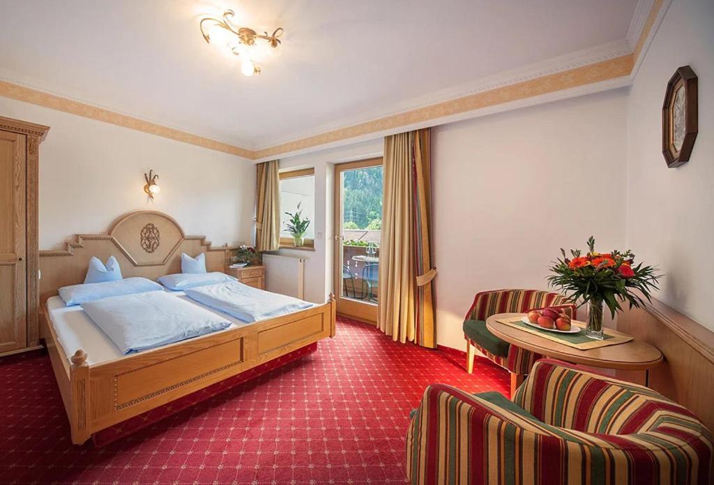 Standard Double Room with Balcony - Photo 1