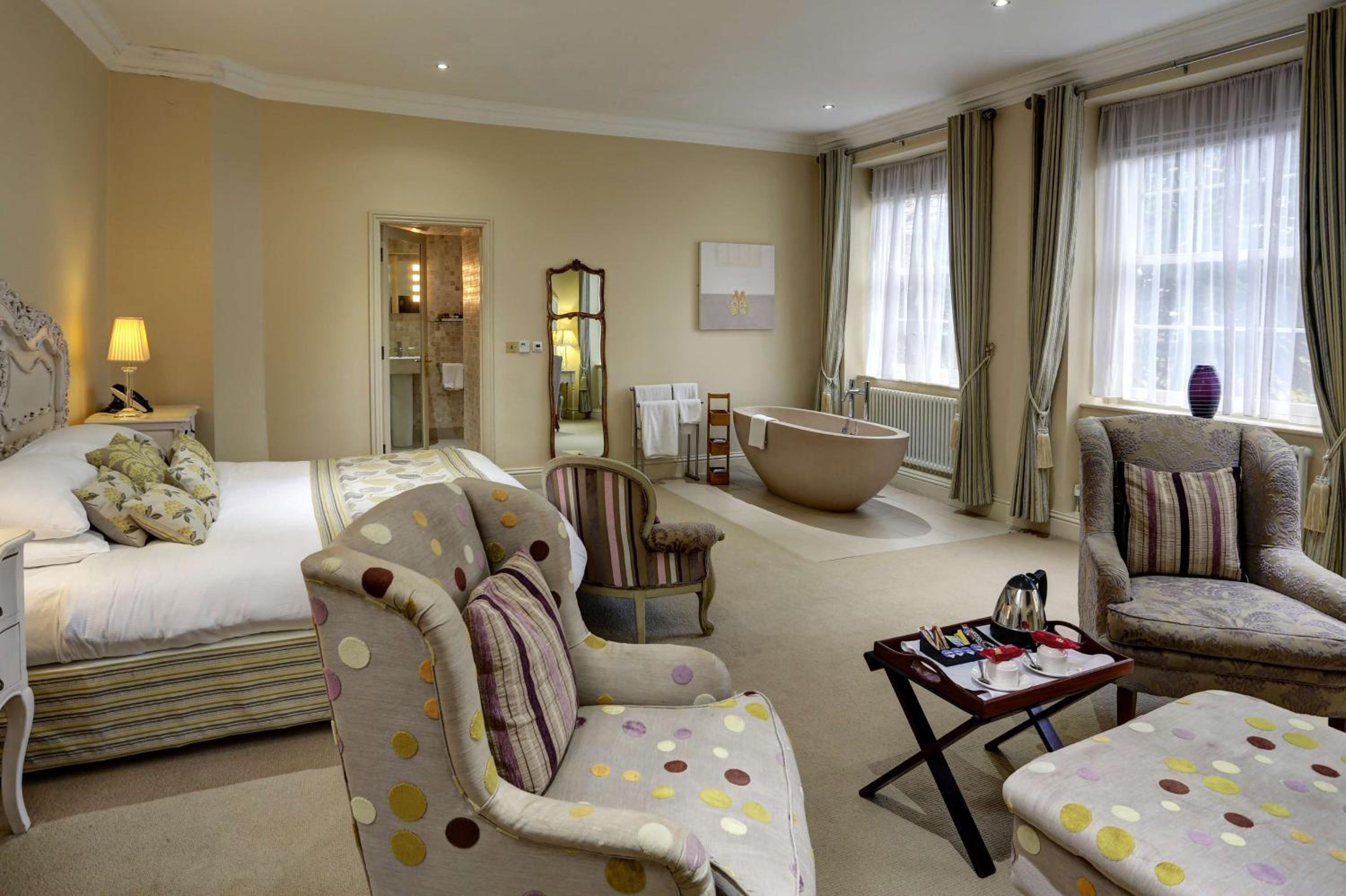 Deluxe Double Room with View - Photo 9