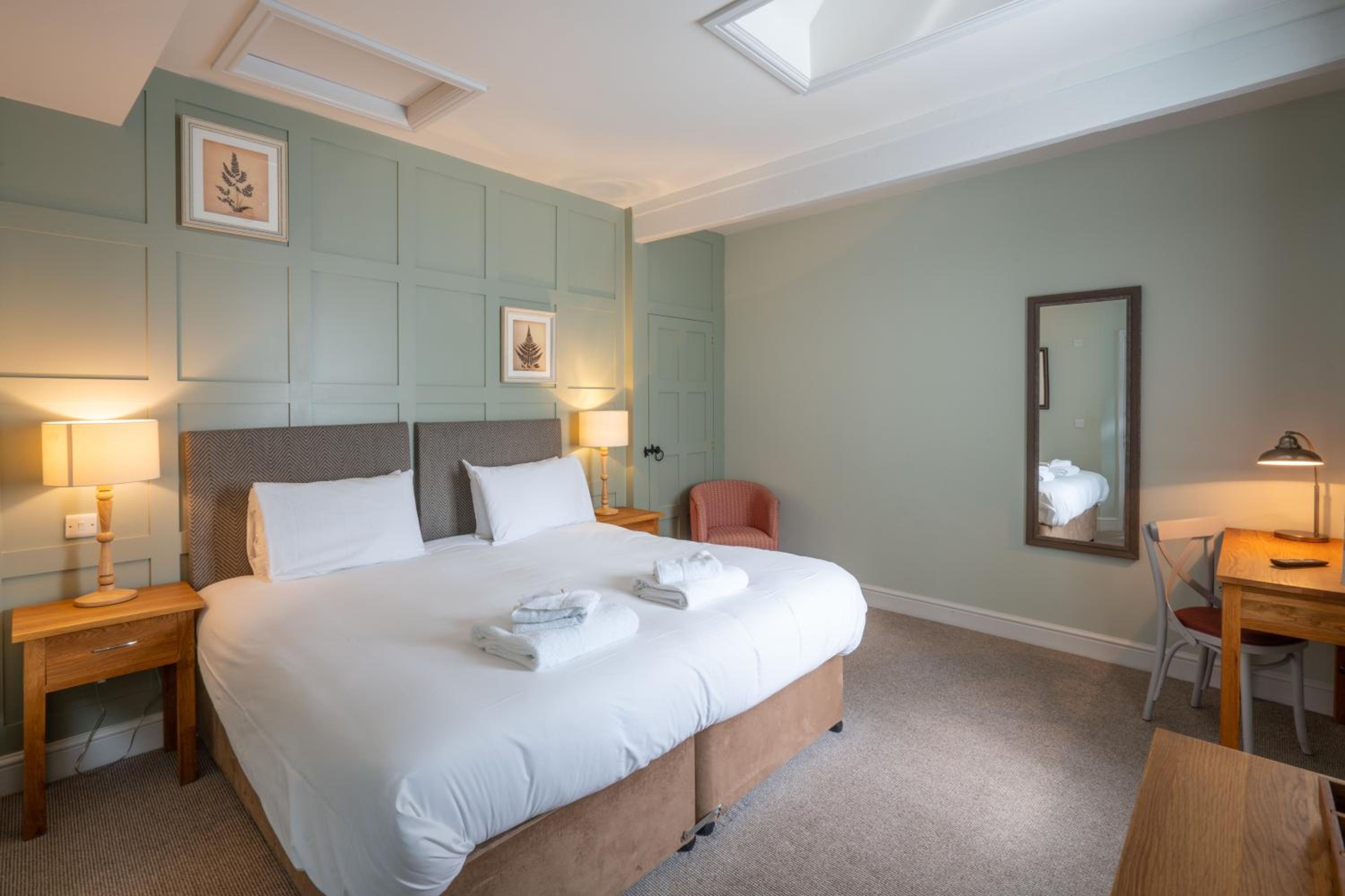 Queen Room - Disability Access