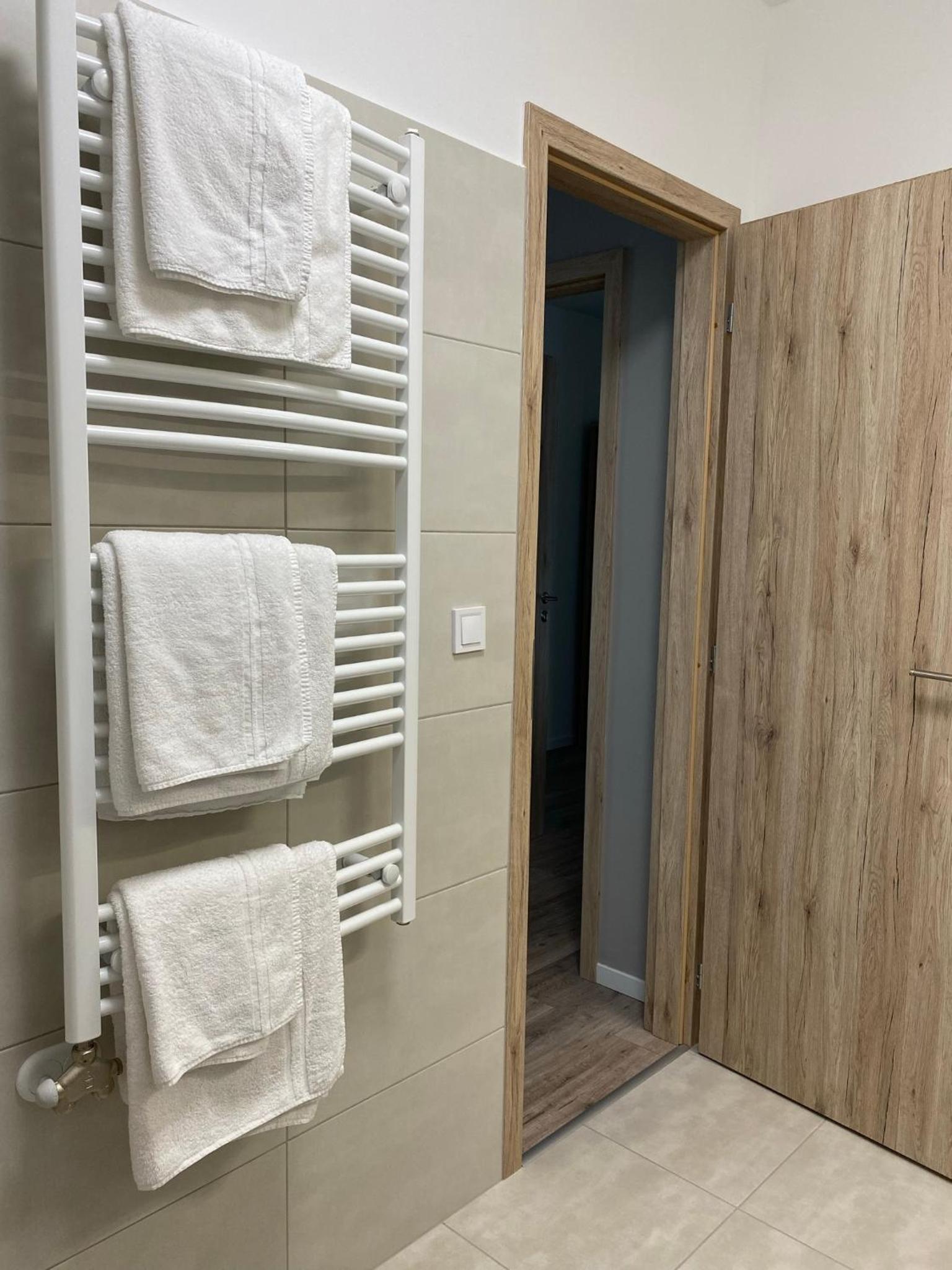 Two-Bedroom Apartment - Photo 3