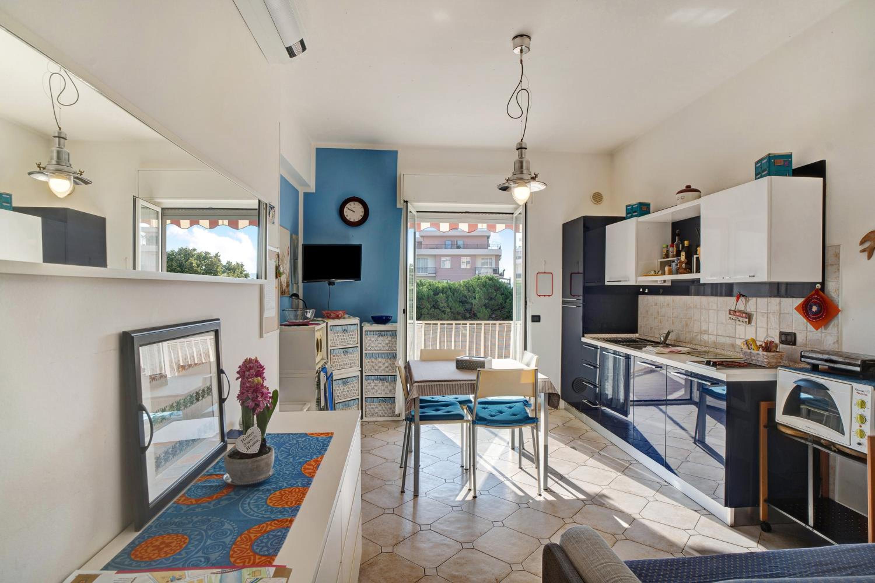 Superior One-Bedroom Apartment with Balcony - Photo 14