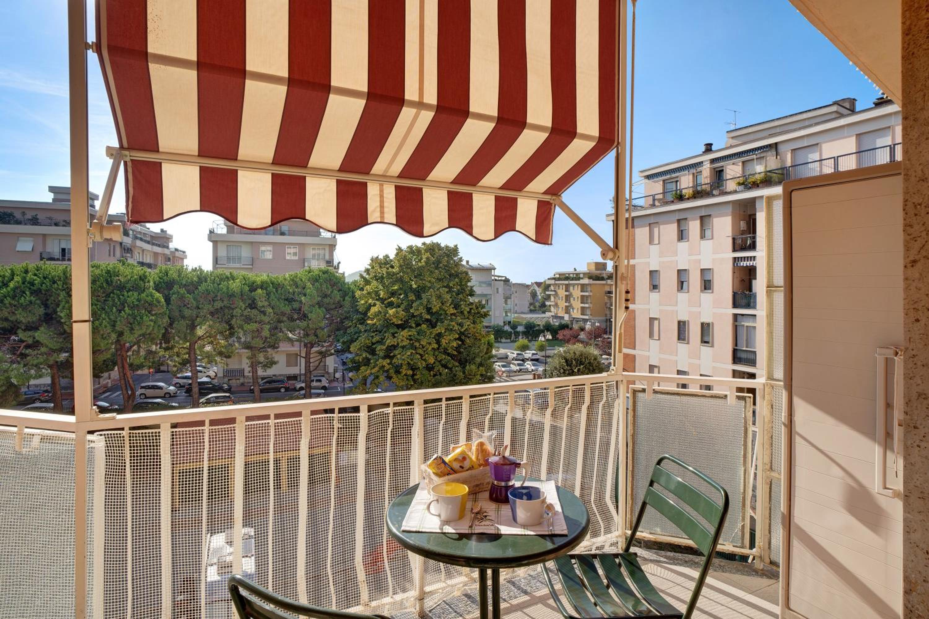 Superior One-Bedroom Apartment with Balcony - Photo 19