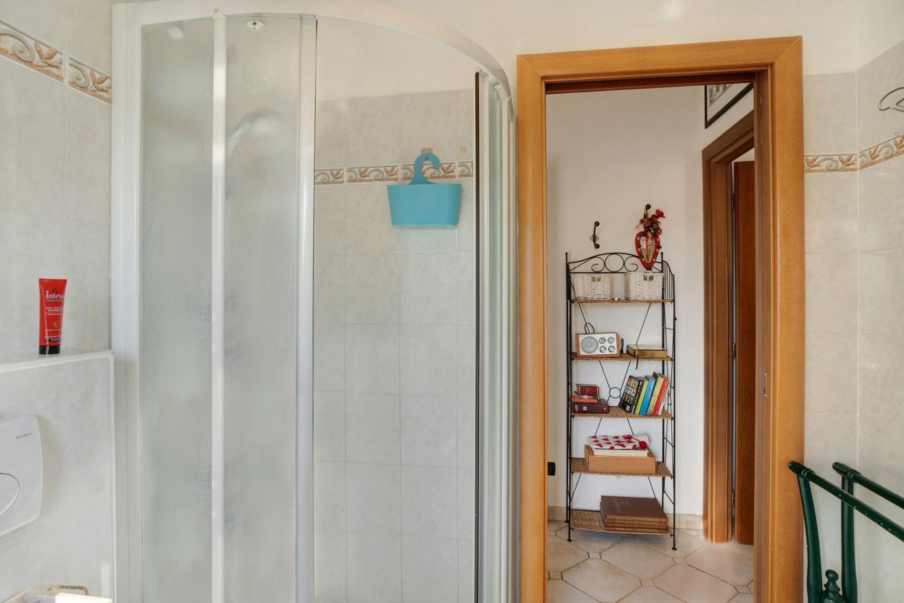 Superior One-Bedroom Apartment with Balcony - Photo 9