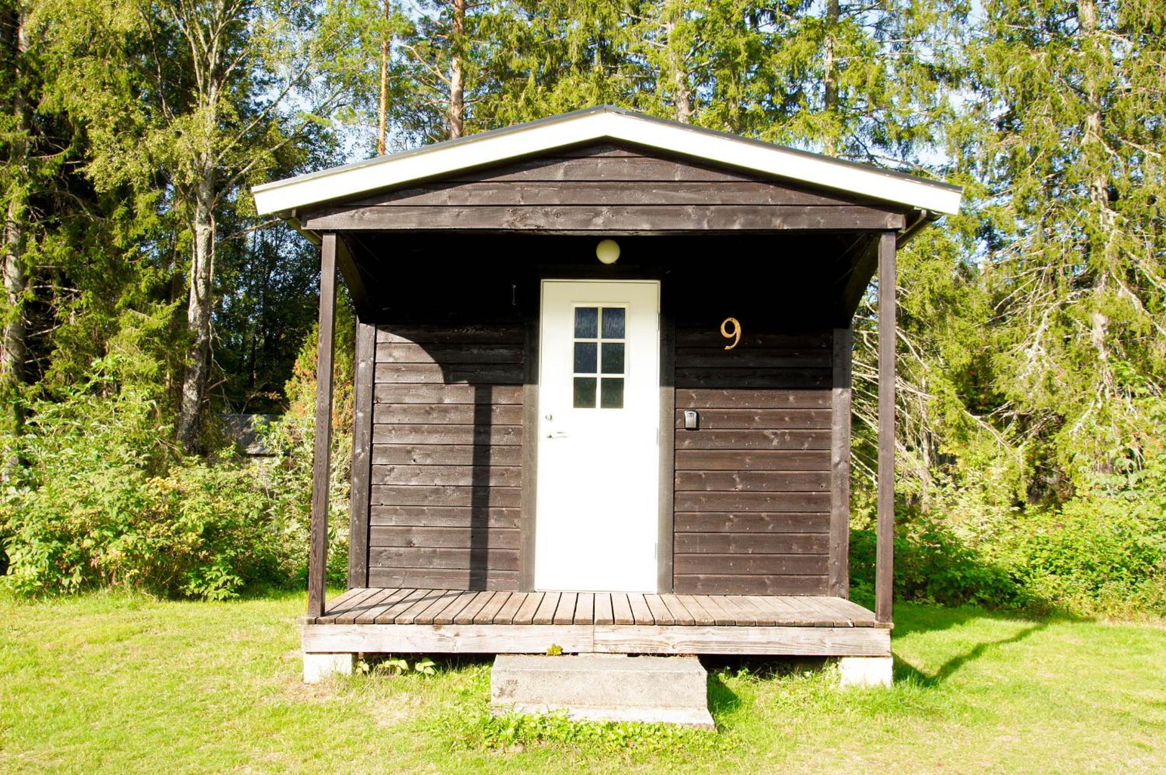 One-Bedroom Cottage - Photo 2