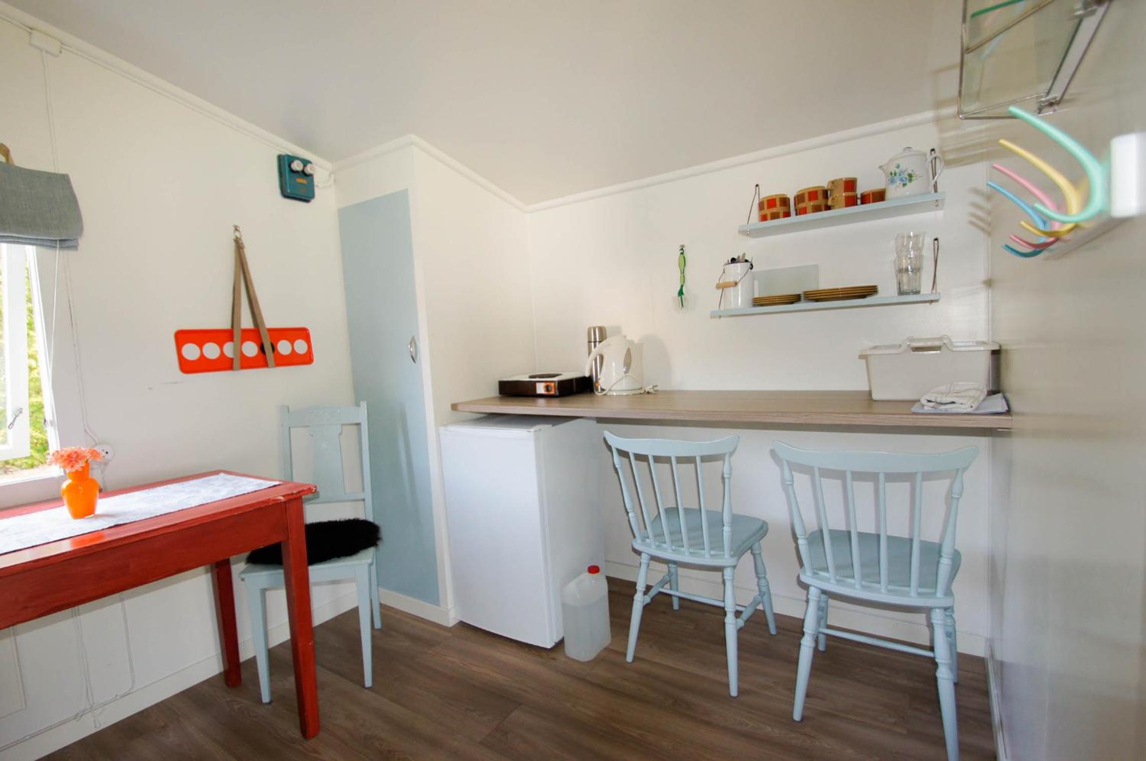 One-Bedroom Cottage - Photo 10