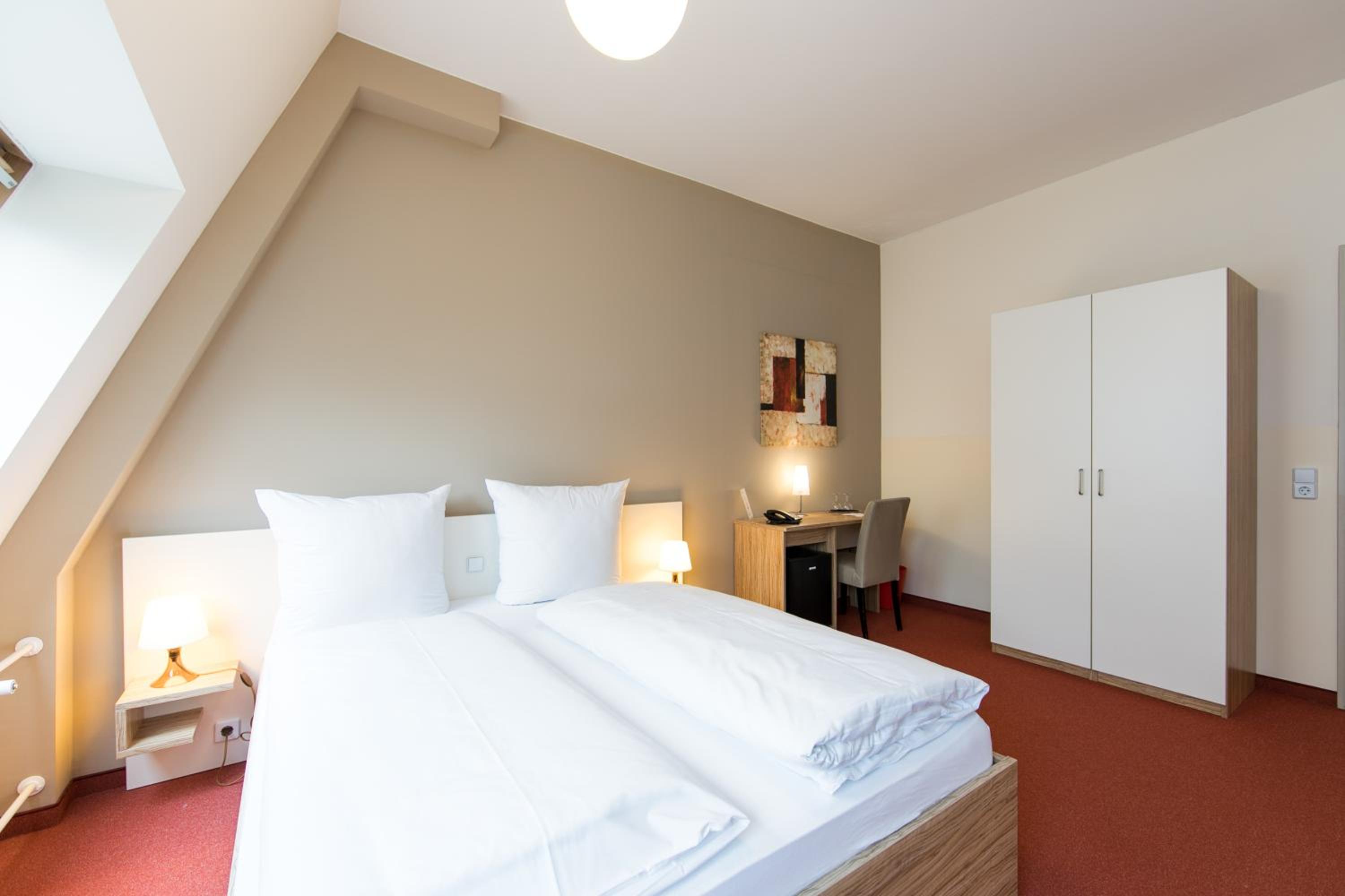 Classic Triple Room photo 3