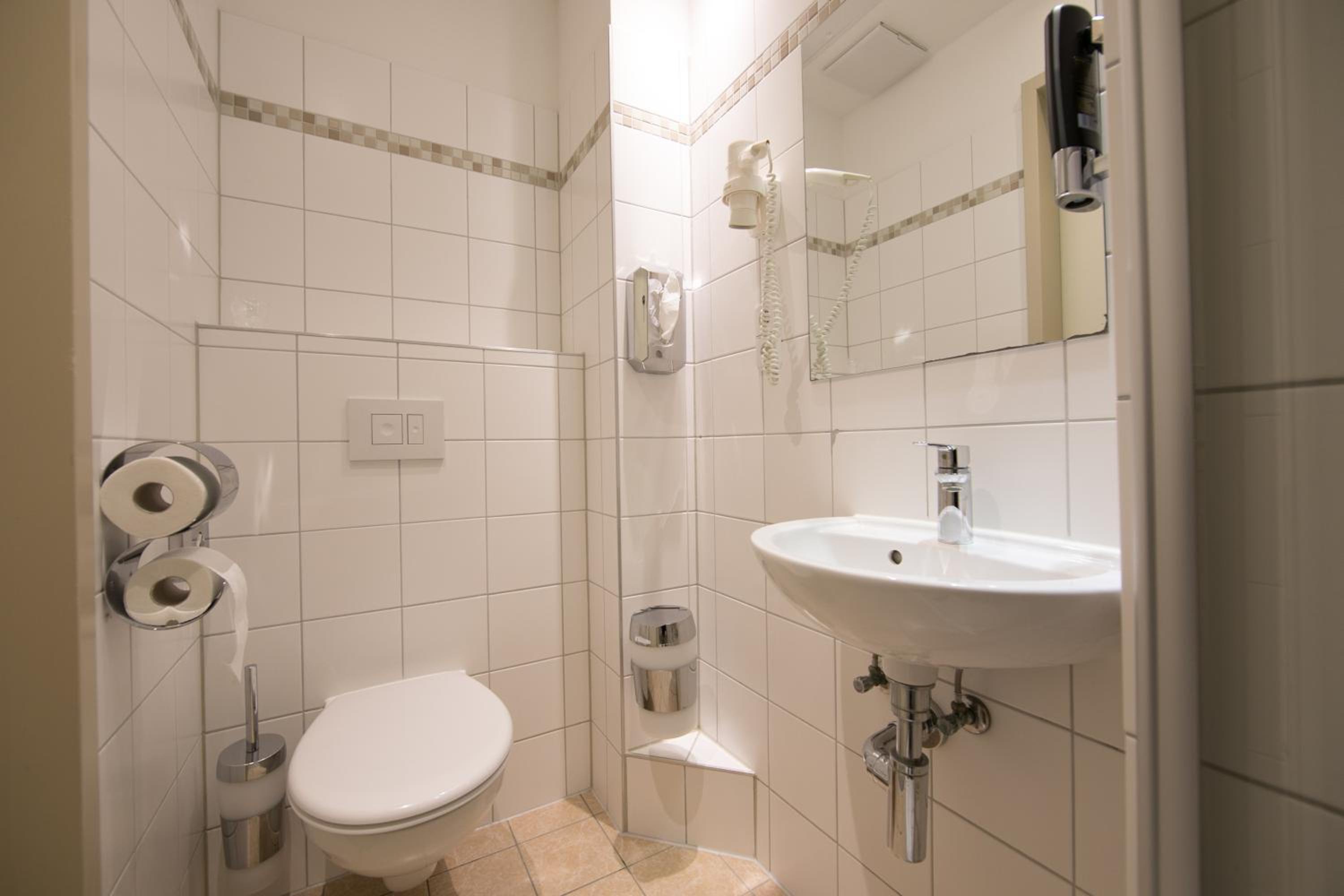 Standard Single Room photo 3