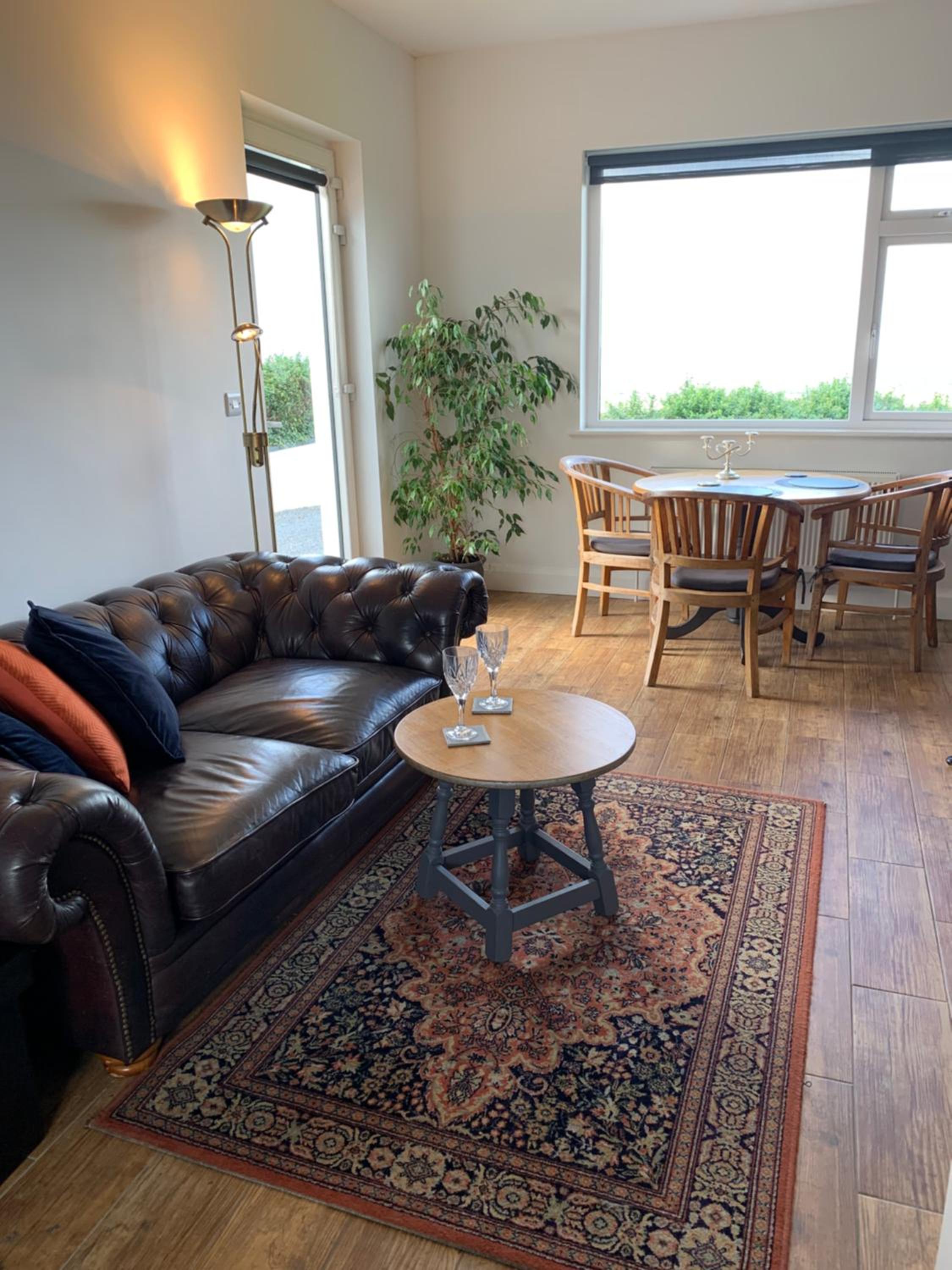 One-Bedroom Apartment - Photo 8