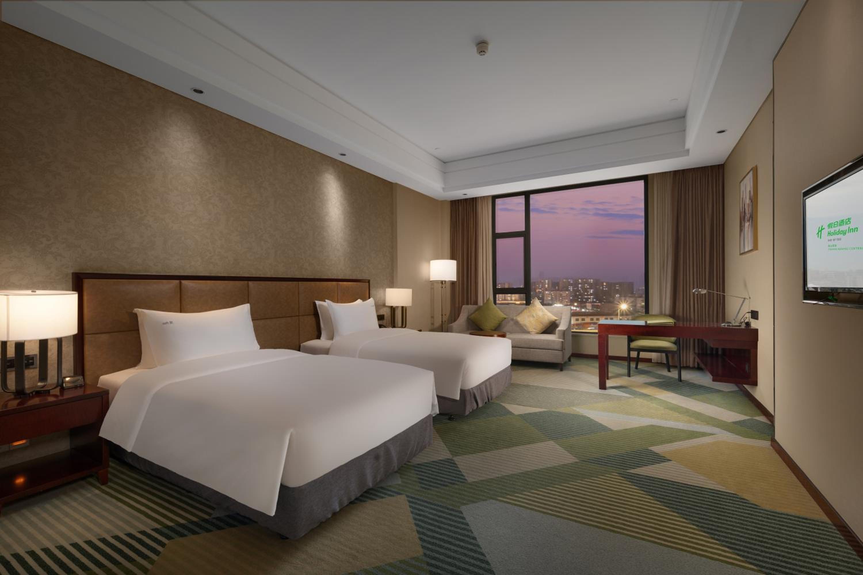 Premium Twin Room - Photo 3