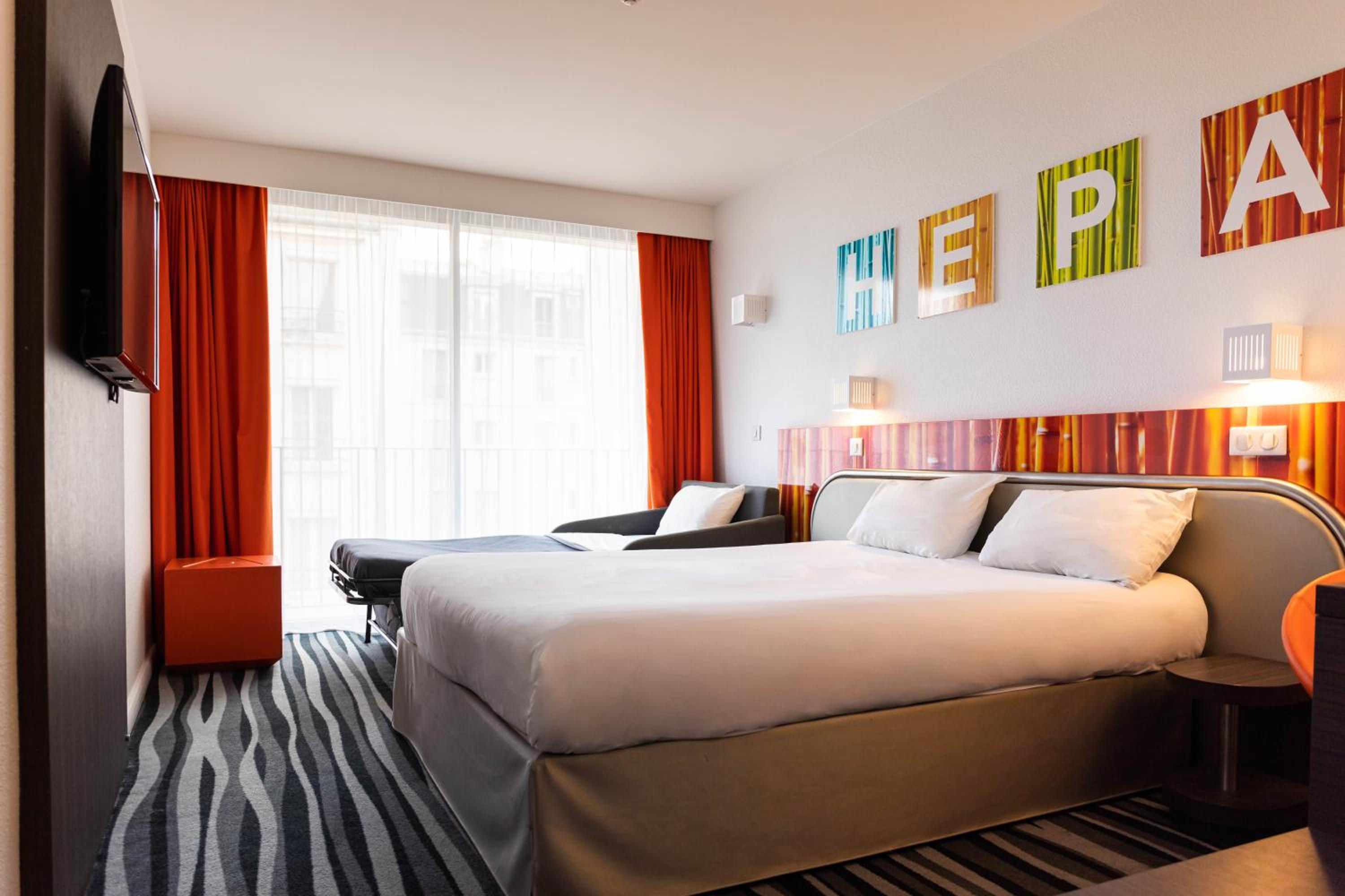 Standard Double Room with Sofa Bed - Photo 5