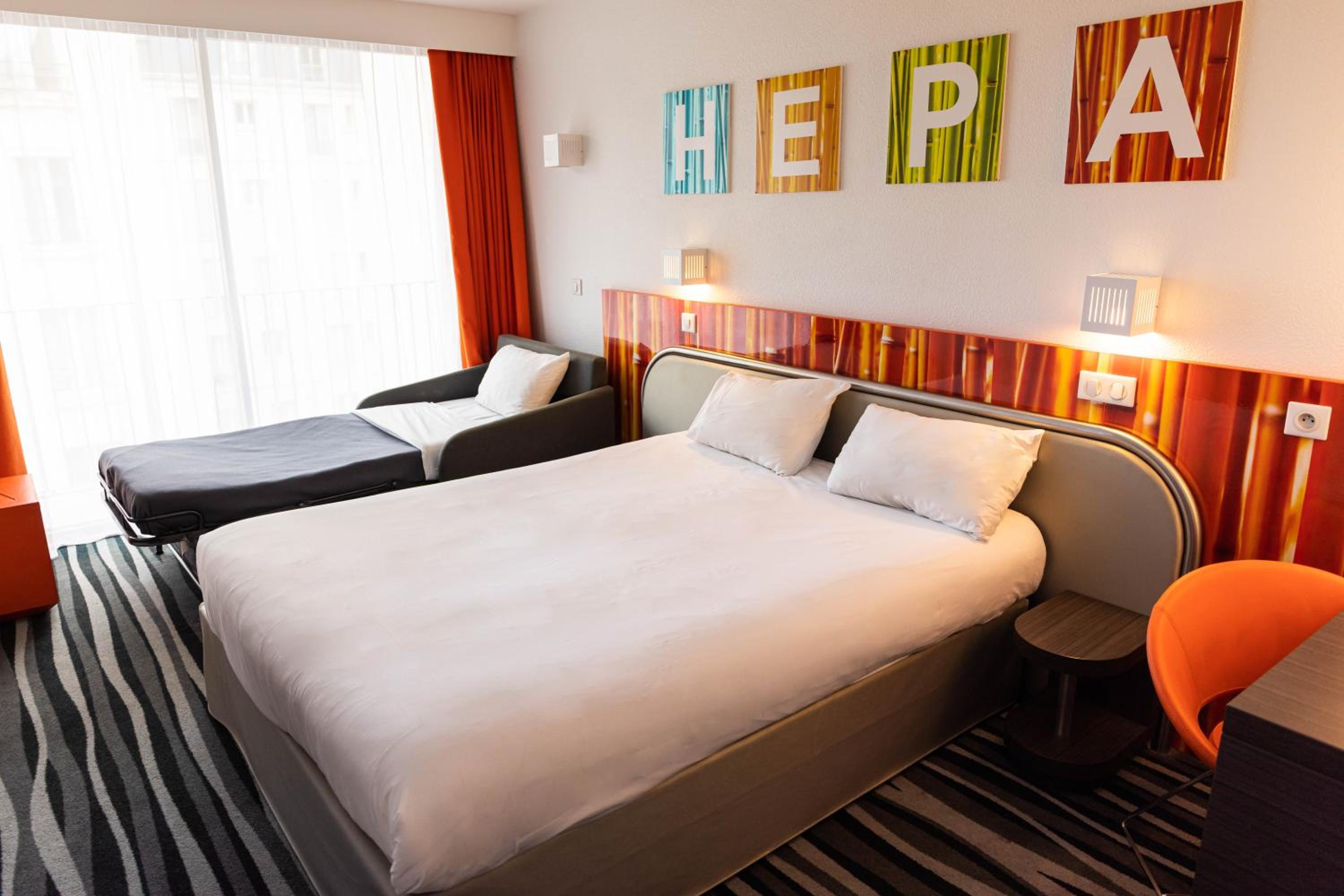 Standard Double Room with Sofa Bed - Photo 8