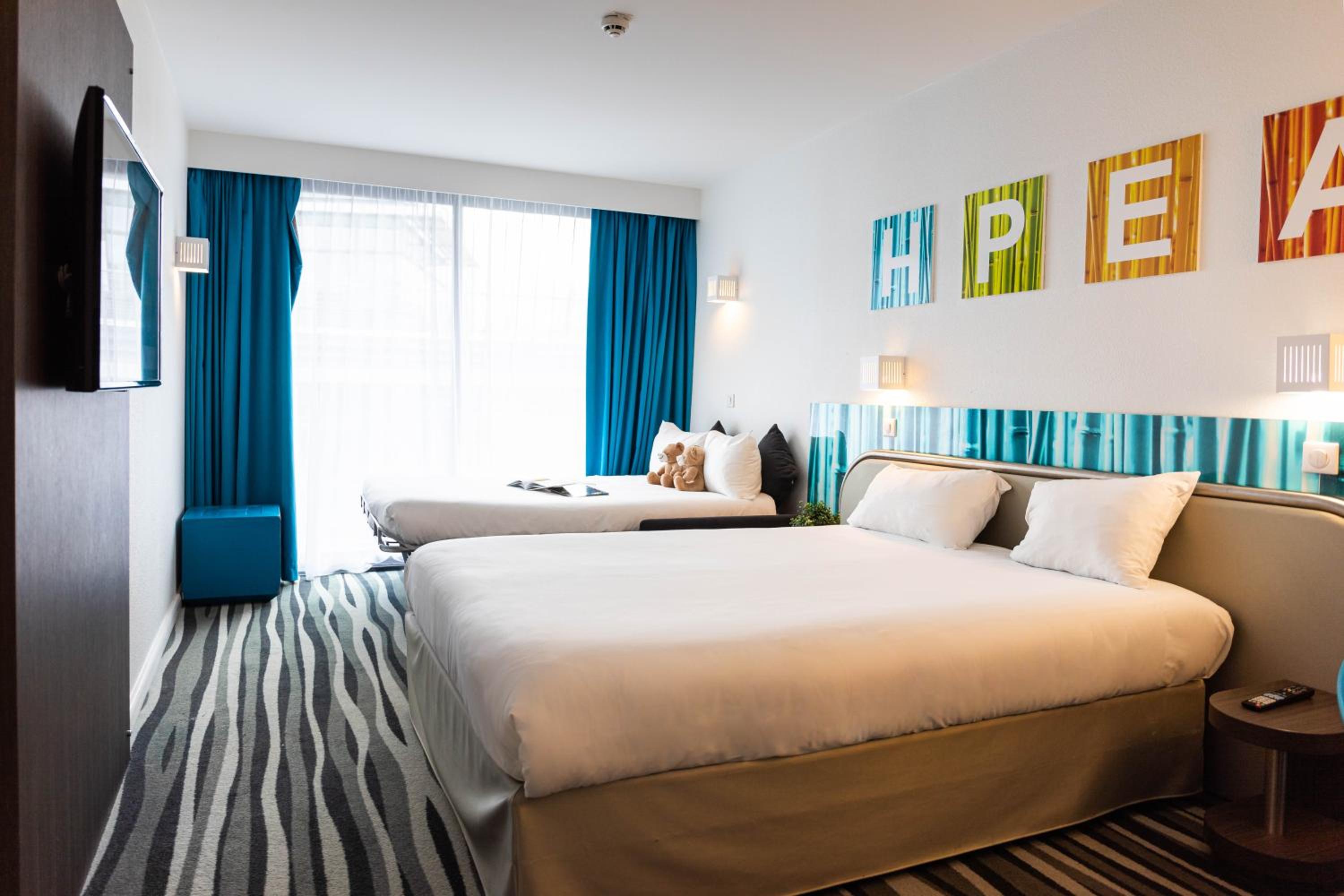 Standard Double Room with Sofa Bed - Photo 6