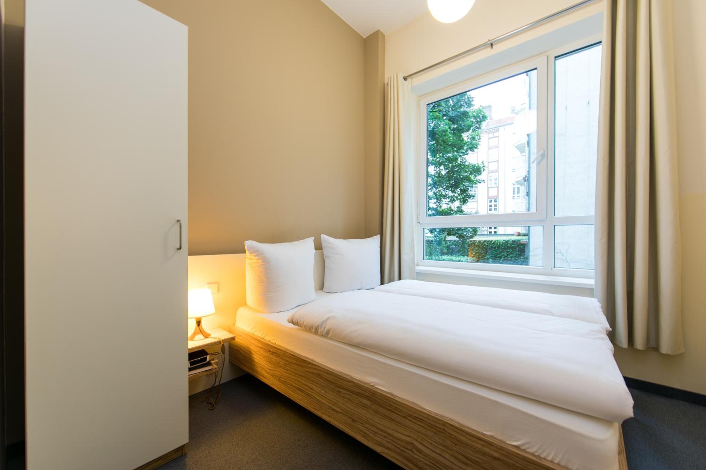 Classic Triple Room photo 2