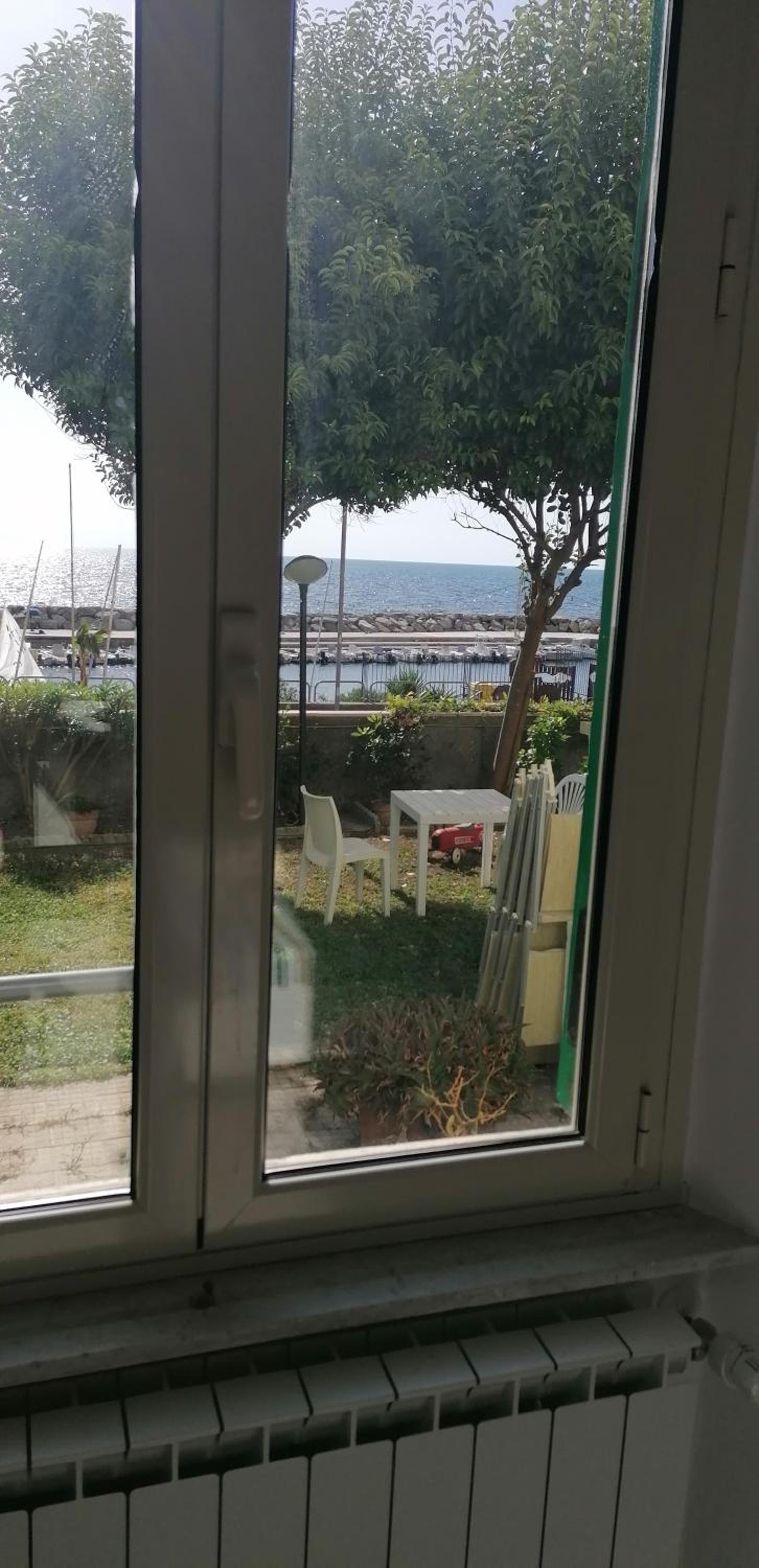 Deluxe Double Room with Sea View - Photo 4