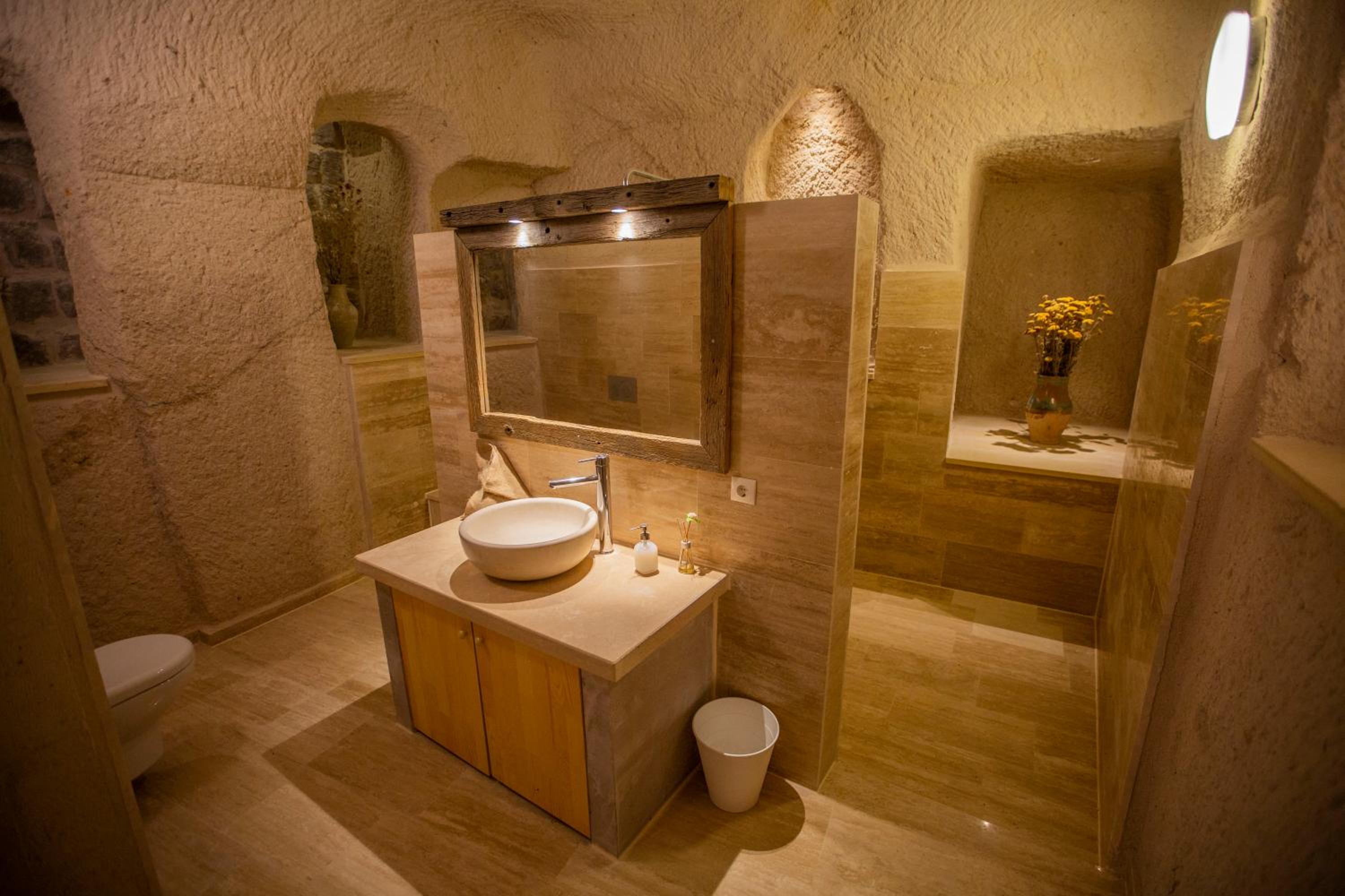 King Suite photo 3