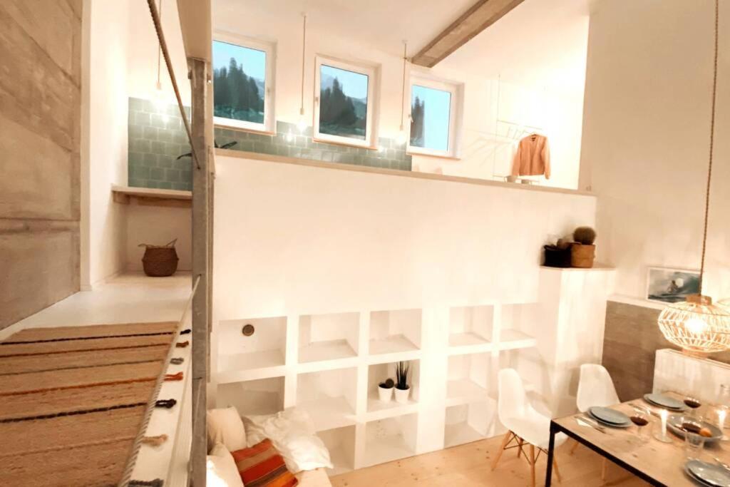 One-Bedroom Apartment - Photo 18