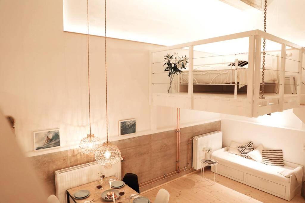 One-Bedroom Apartment - Photo 23