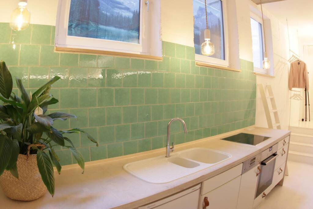 One-Bedroom Apartment - Photo 24