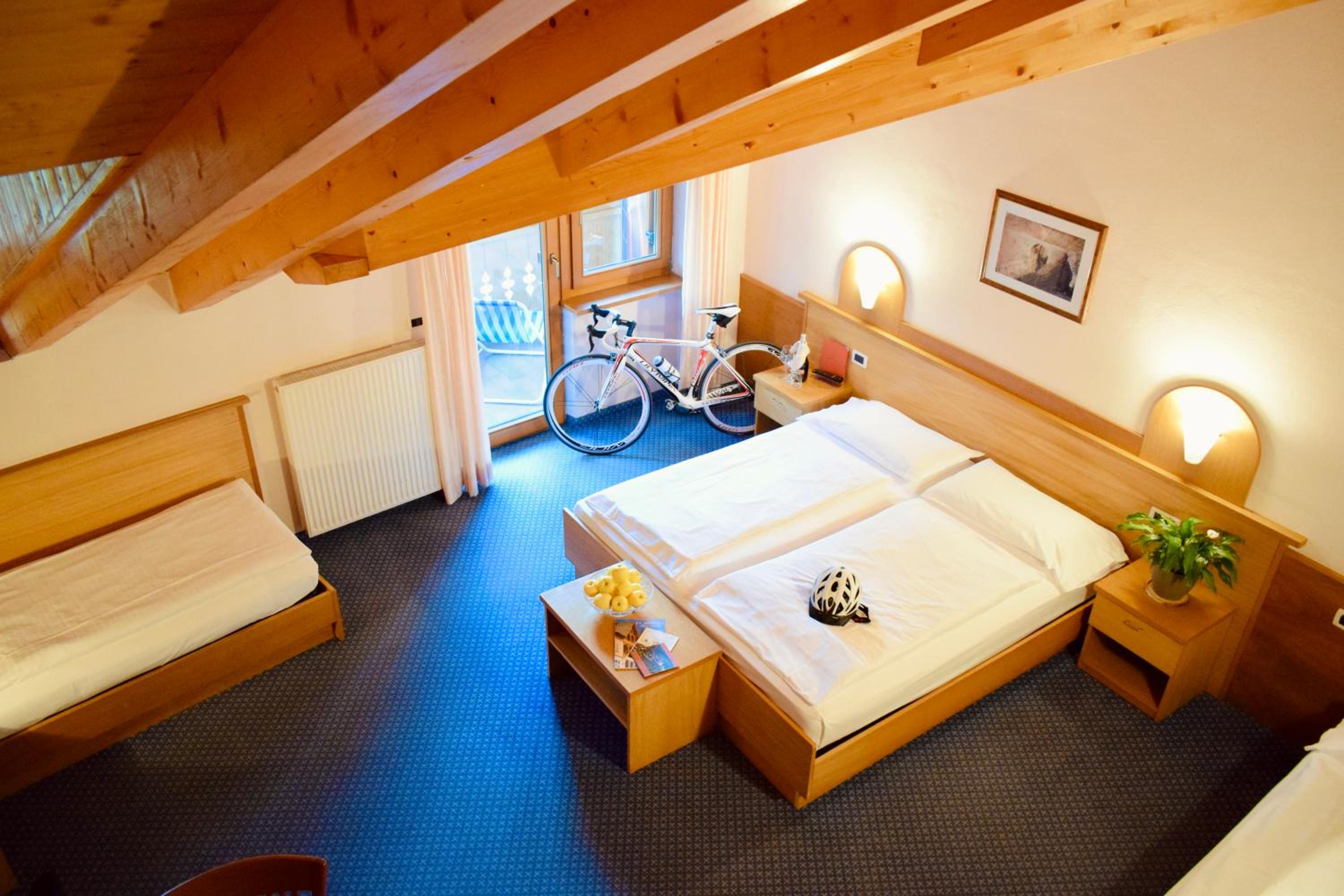 Quadruple Room with Balcony photo 1