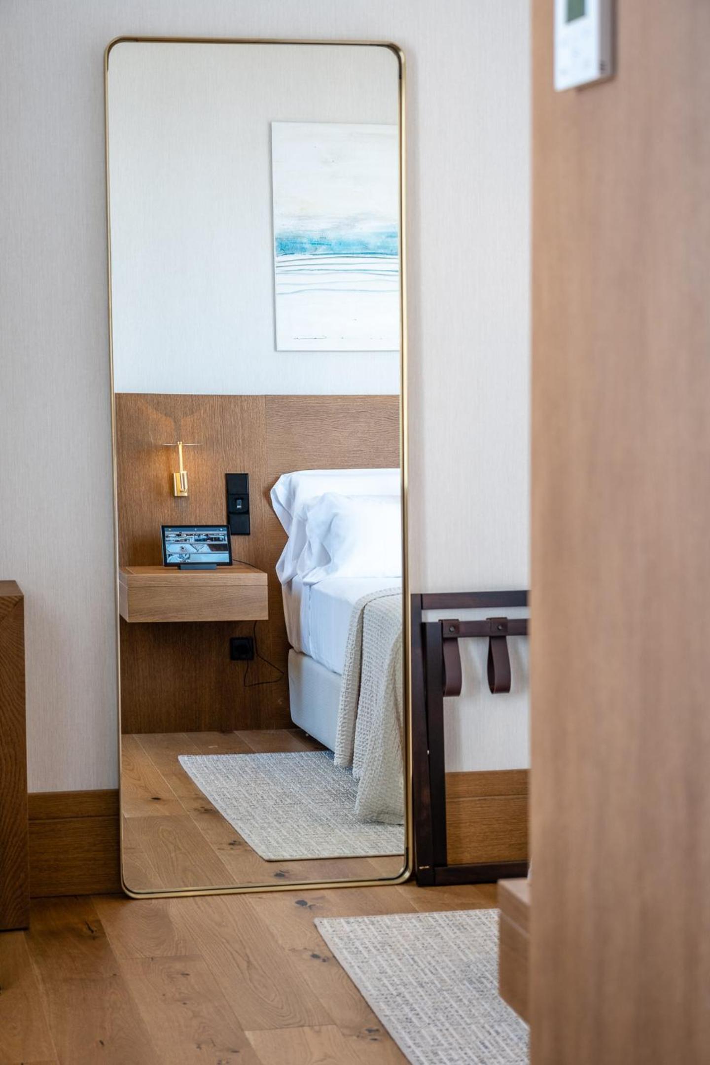 Double Room with No View