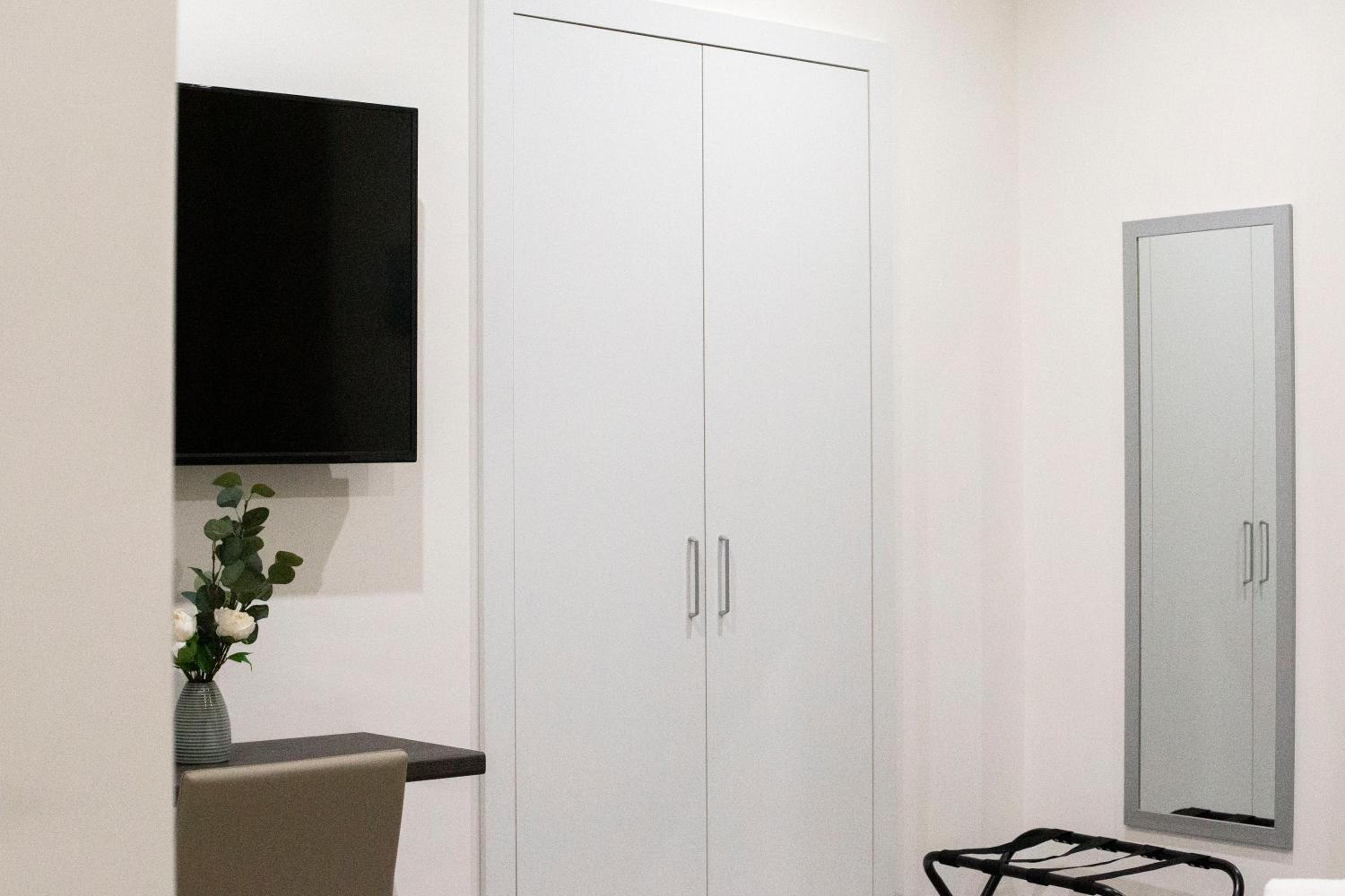 Large Double Room