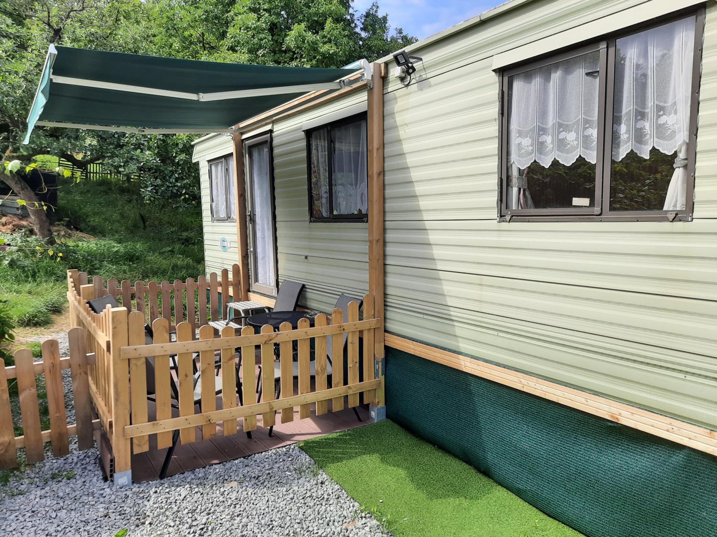 Mobile Home photo 2