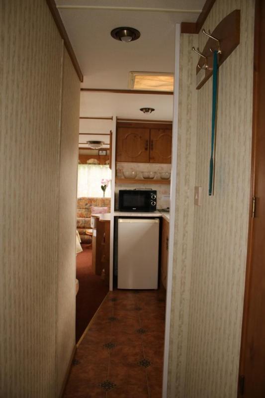Mobile Home photo 3