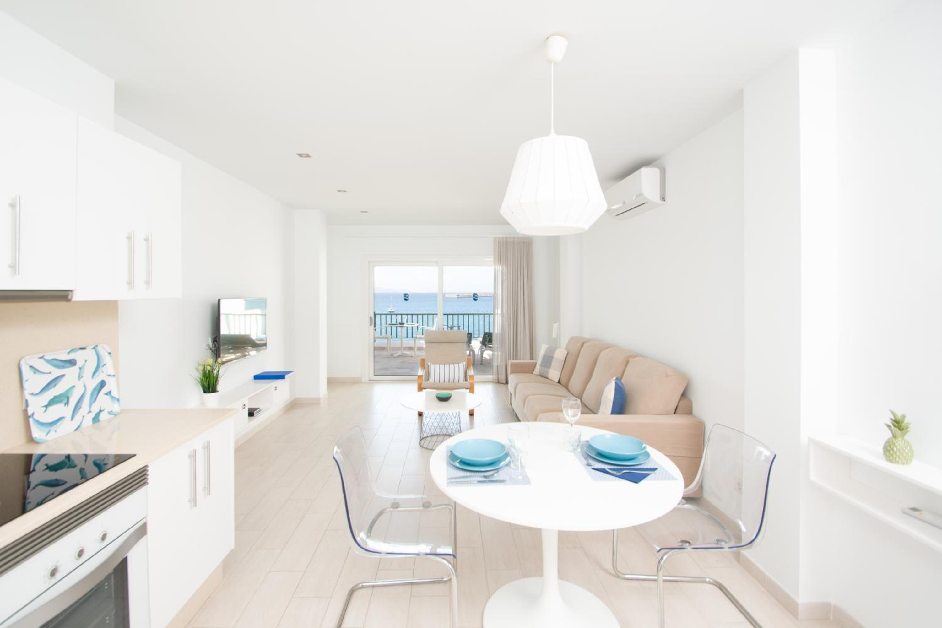 Apartamento con vista al mar