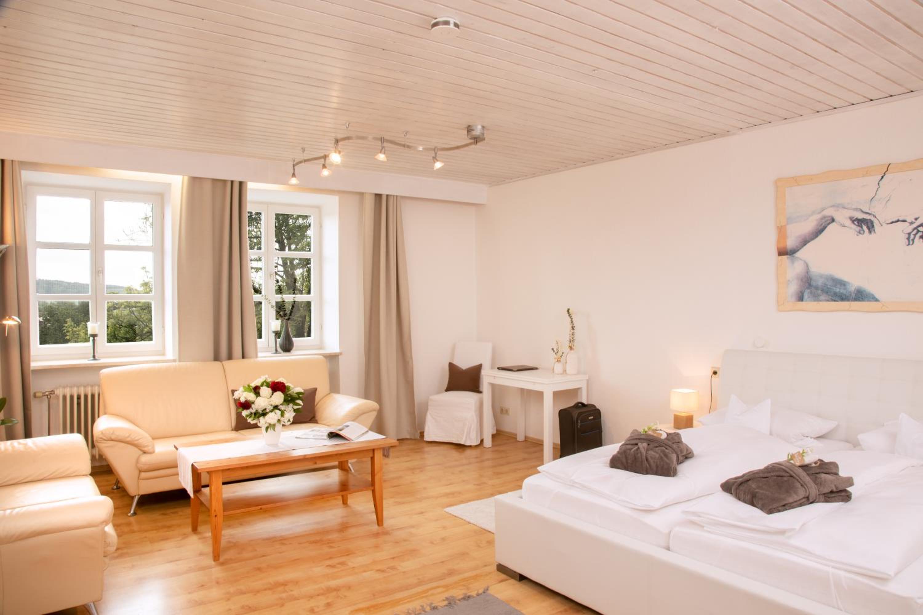 Apartment photo 3