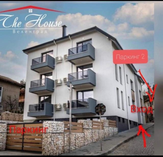 Two-Bedroom Apartment - Photo 4