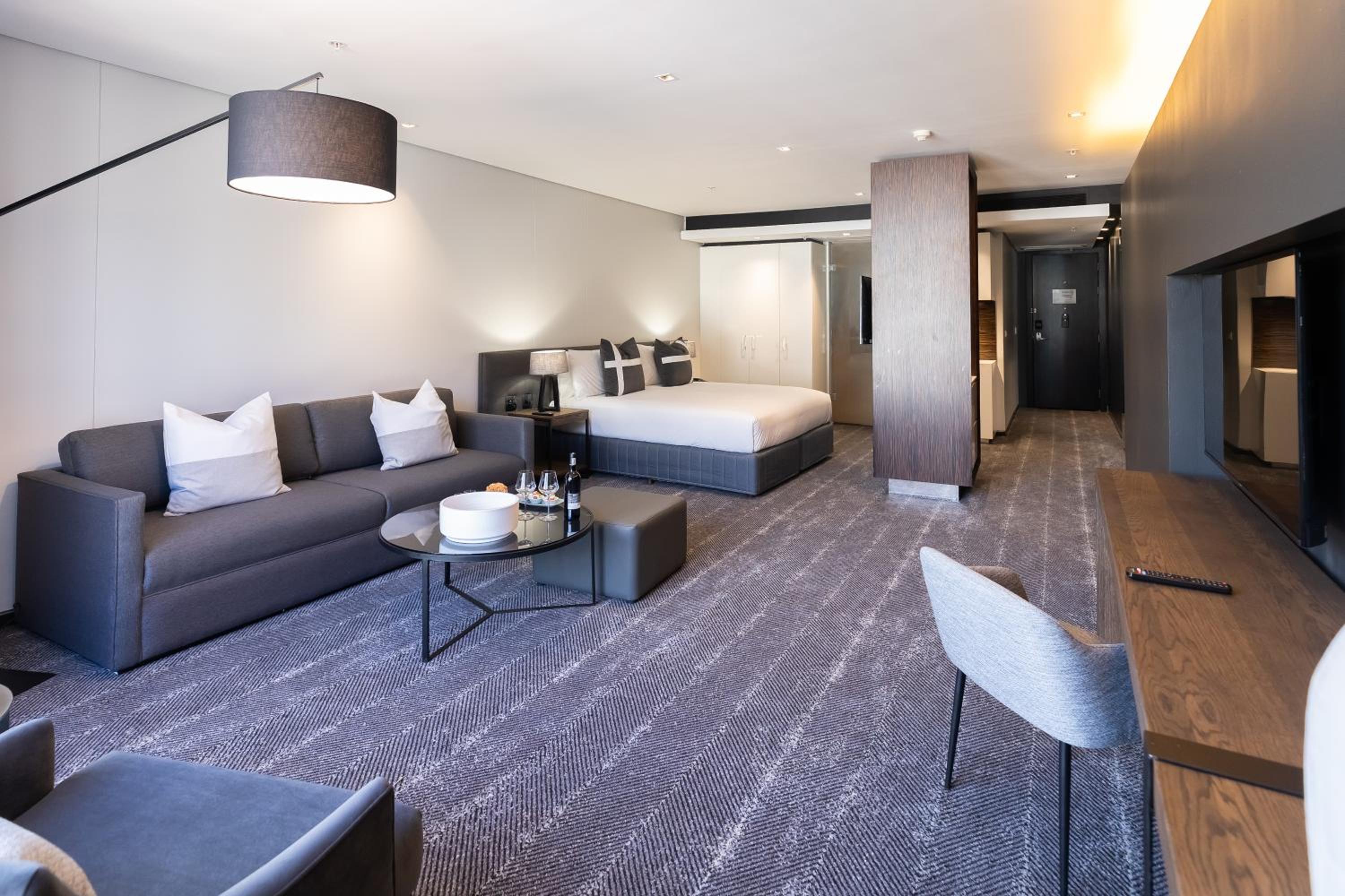 Executive Suite with Mountain View