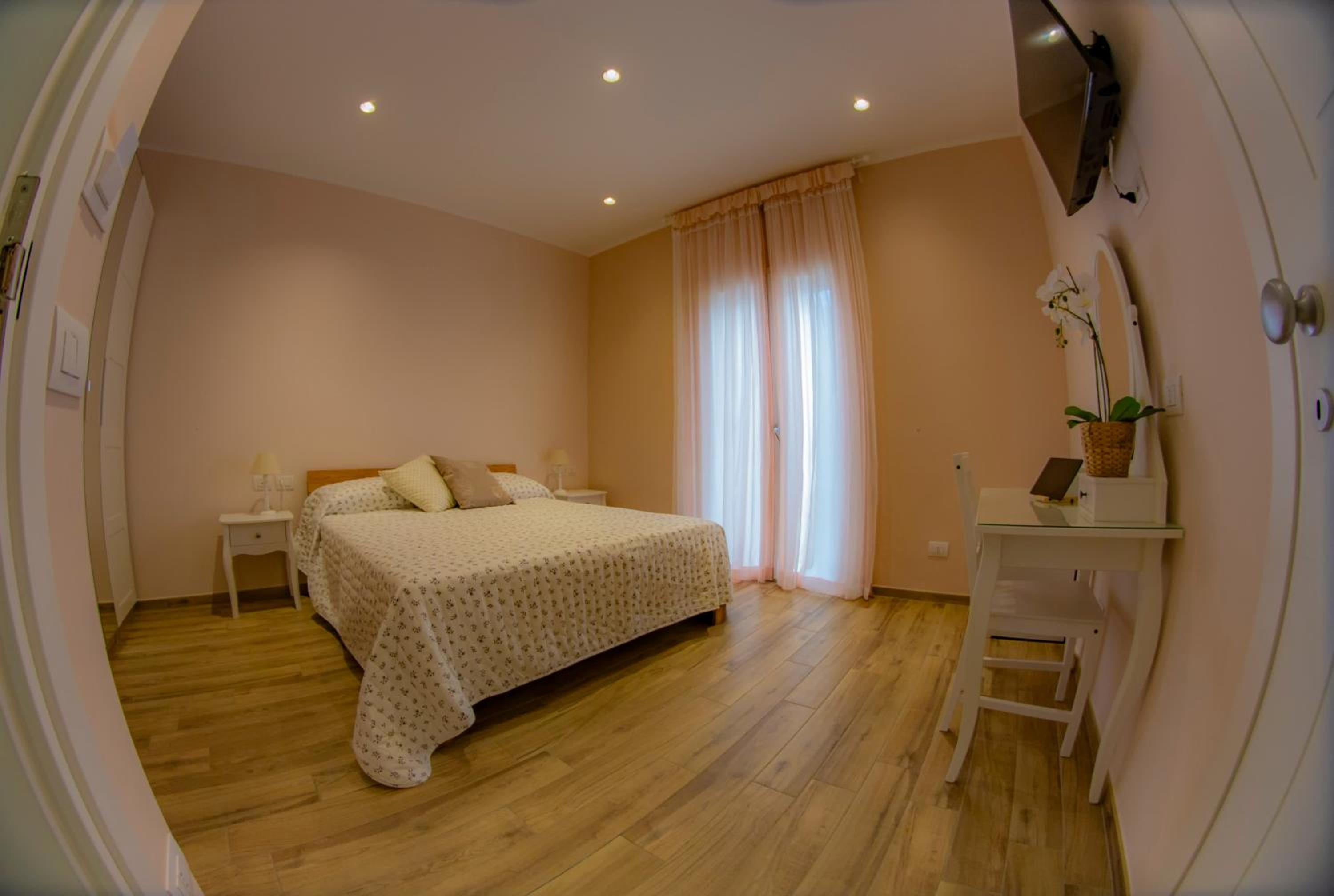 Deluxe Room photo 3