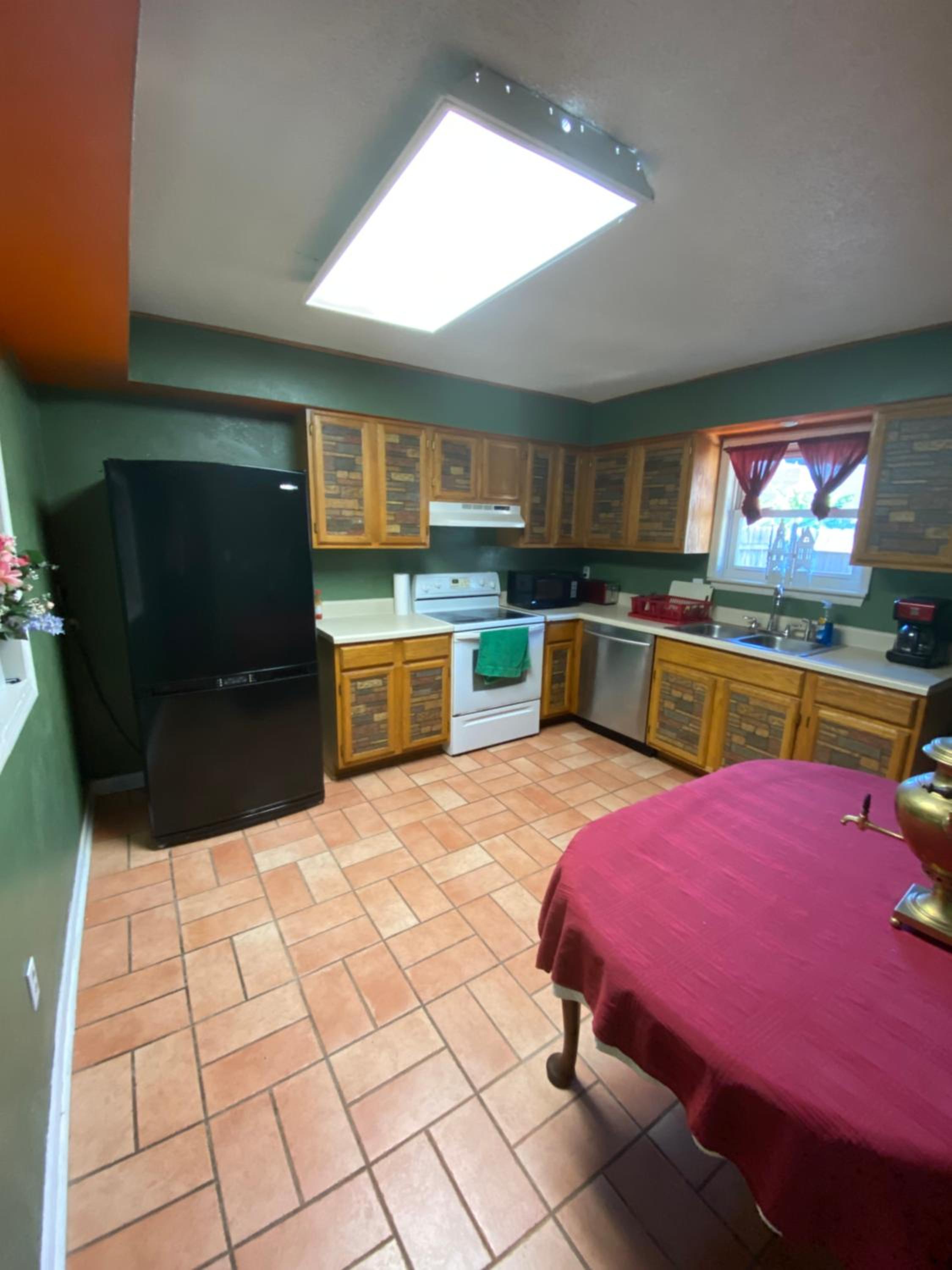 Three-Bedroom House photo 2