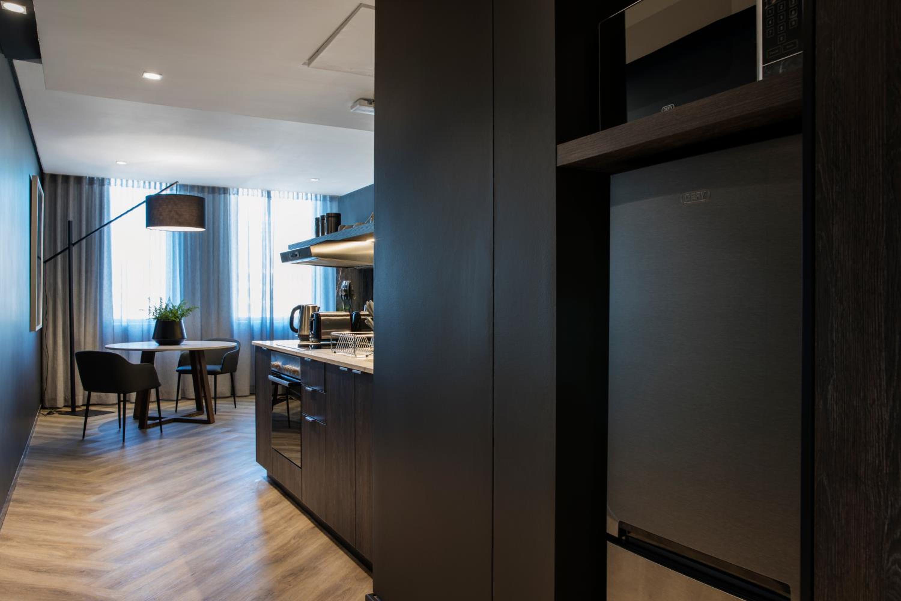 One-Bedroom Apartment thumbnail 5