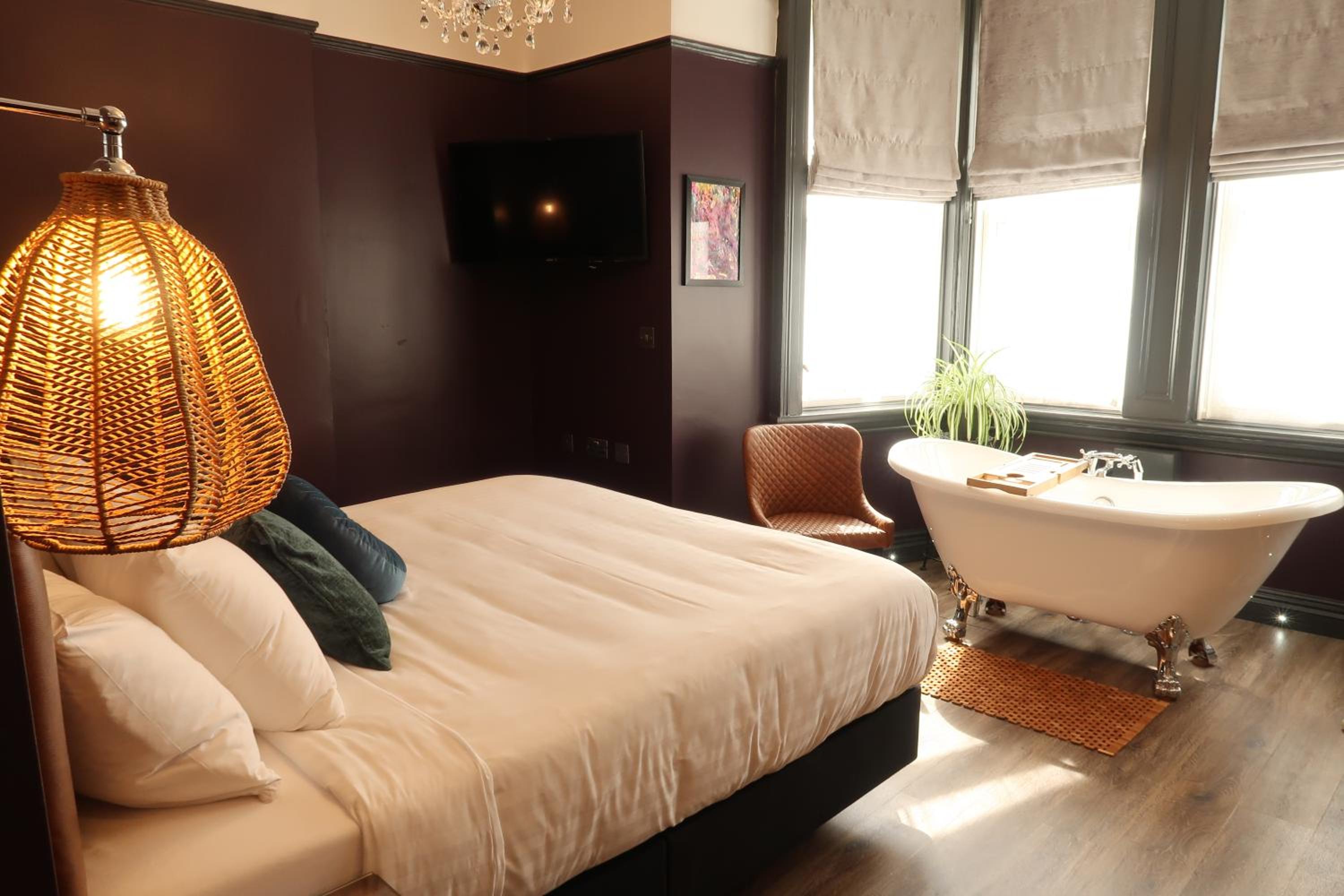 Superior King Room