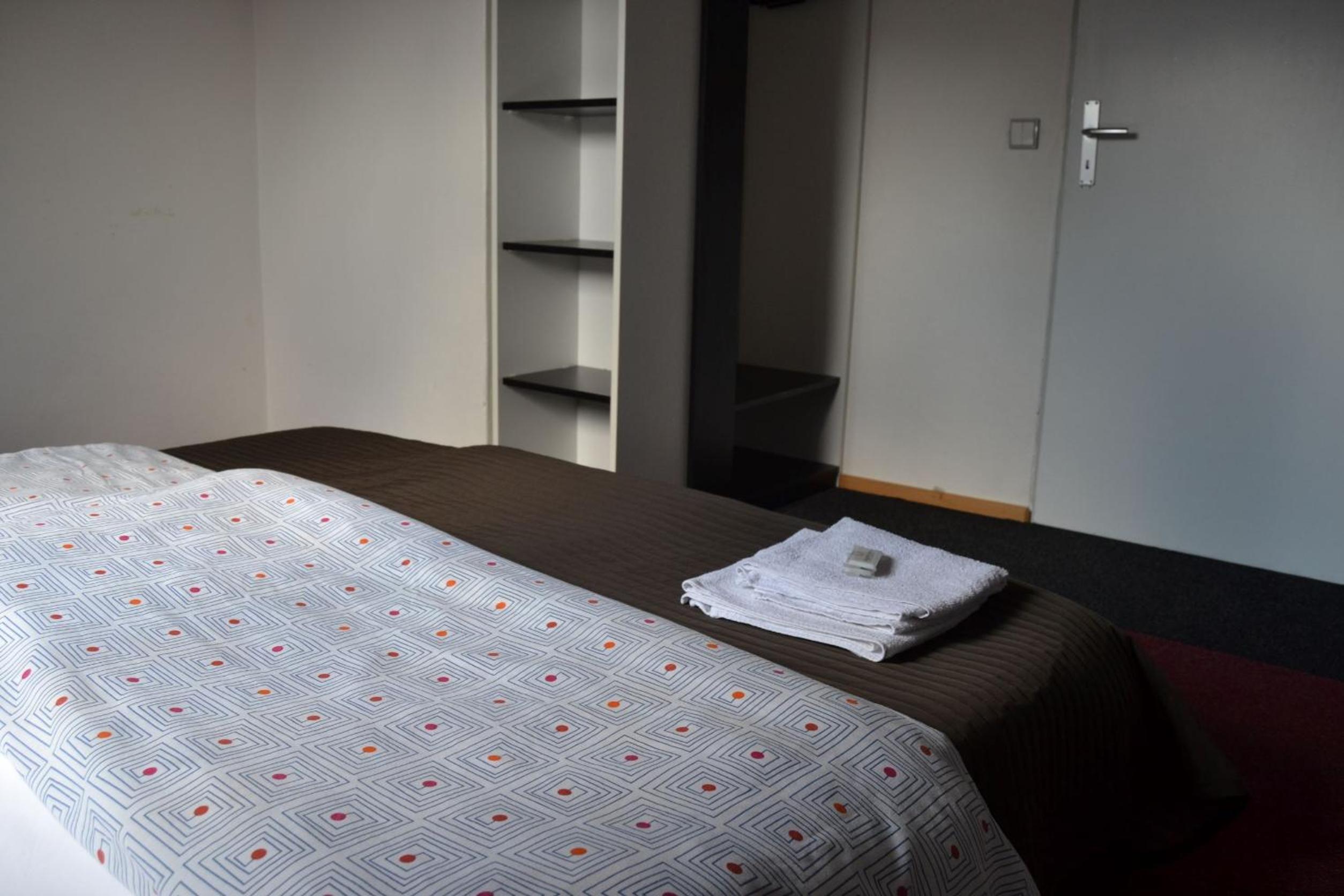 Standard Double Room - Photo 2
