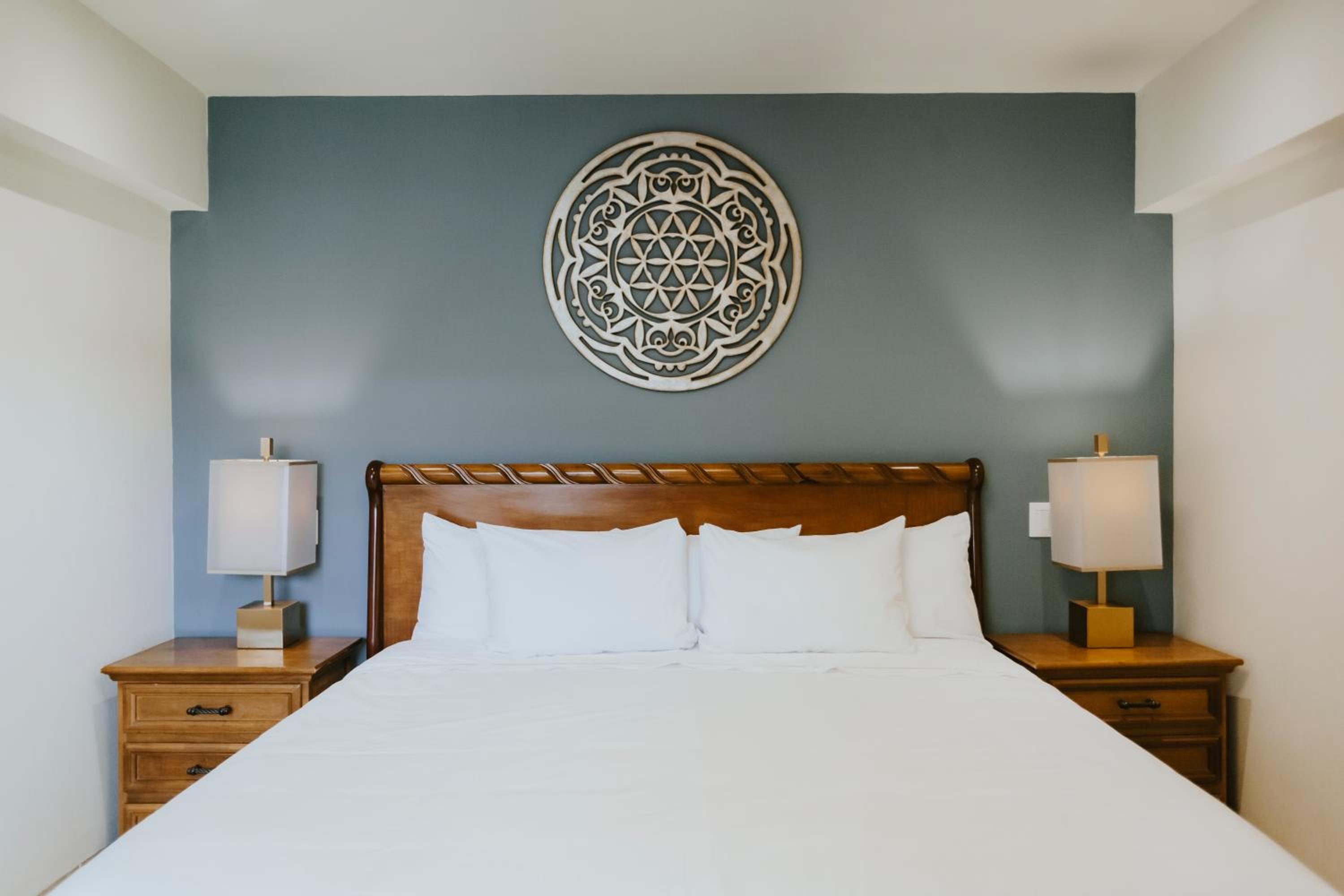 Superior King Room - Photo 11