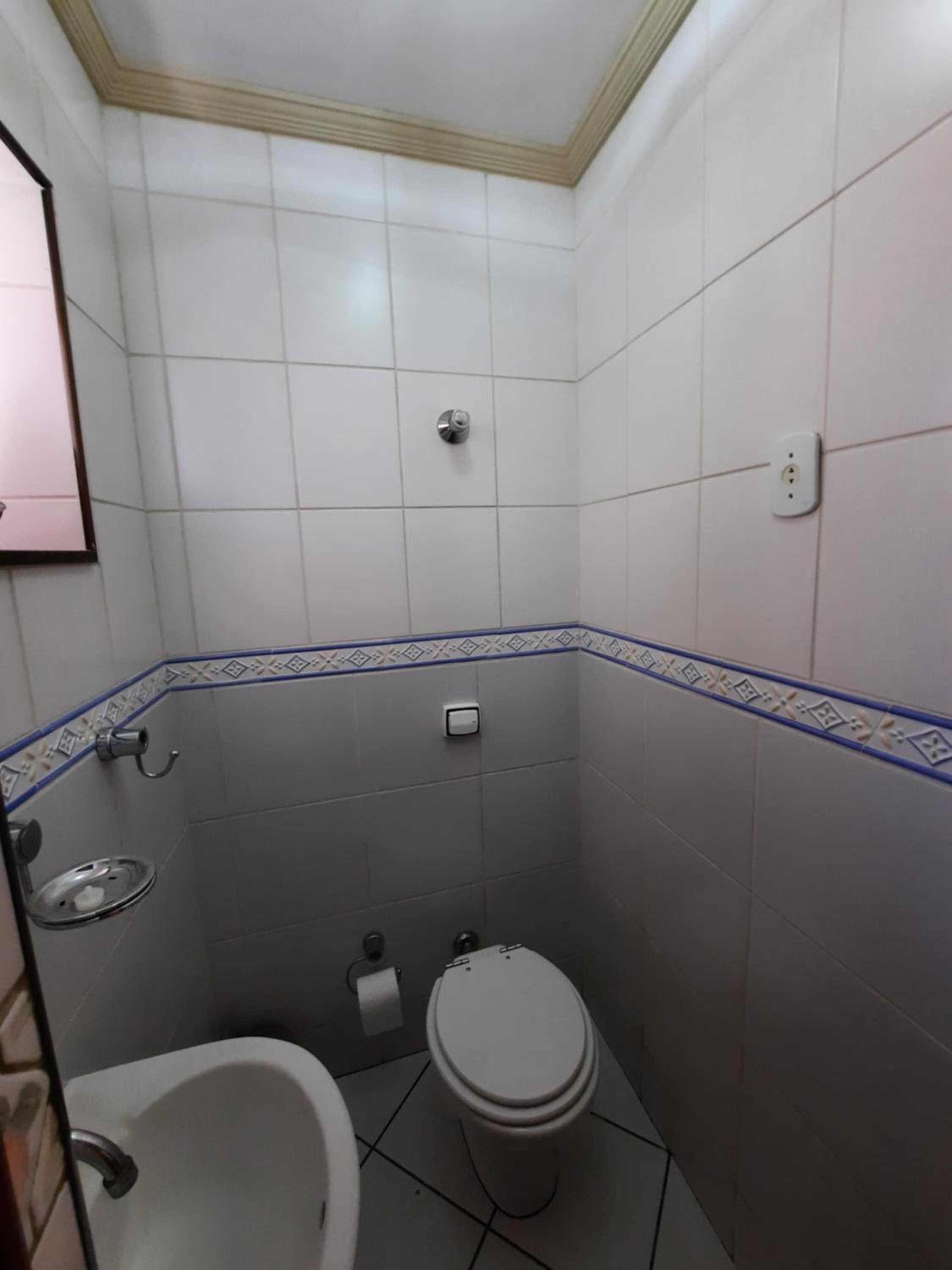 Family Room - Photo 24