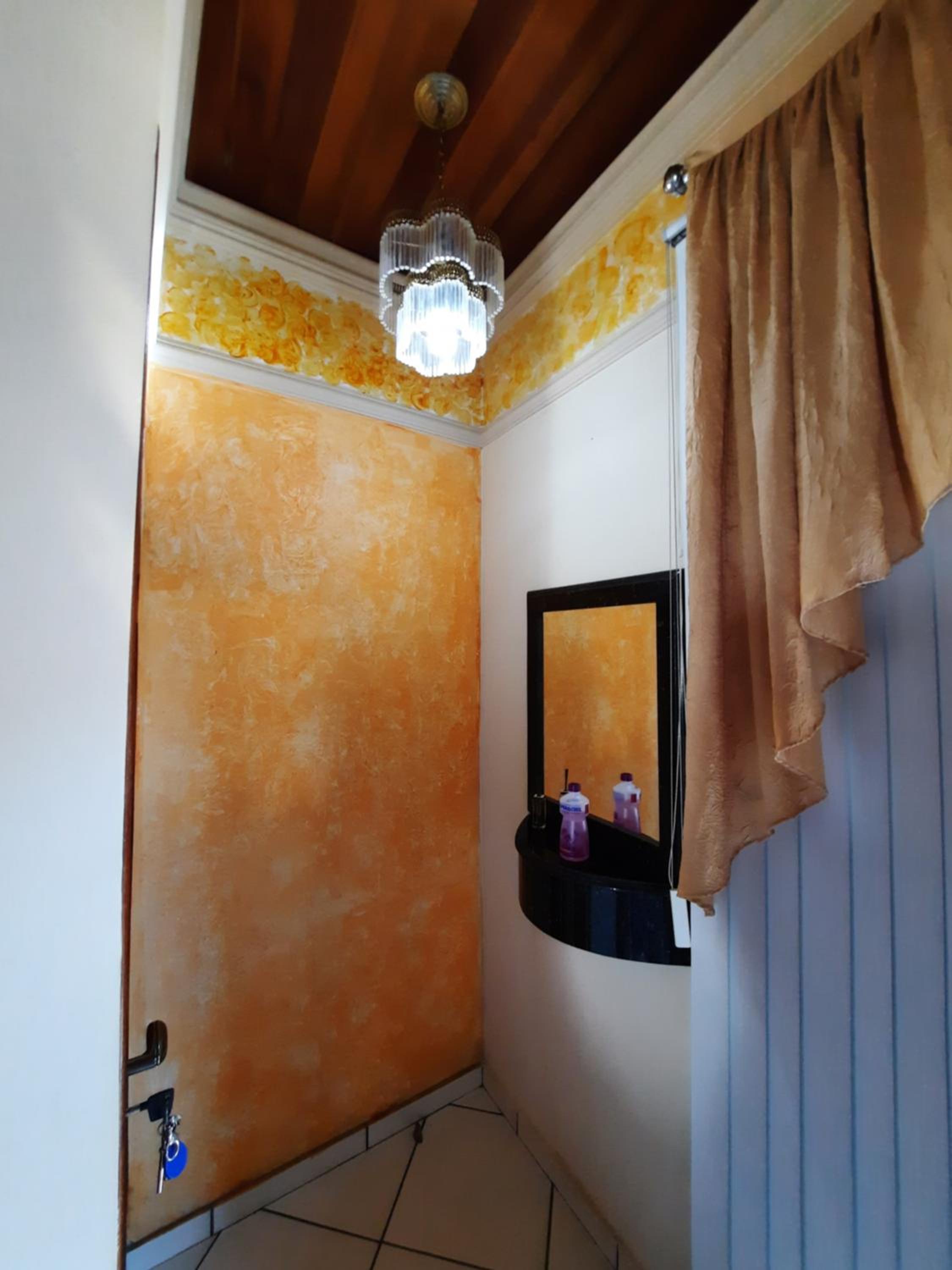 Family Room - Photo 26