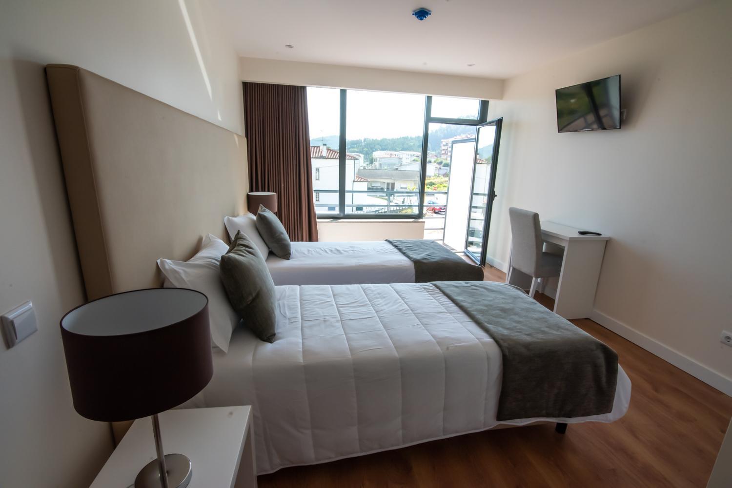 Twin Room with Balcony photo 2