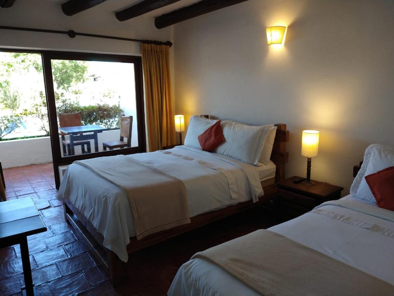 Triple Room with Terrace photo 2