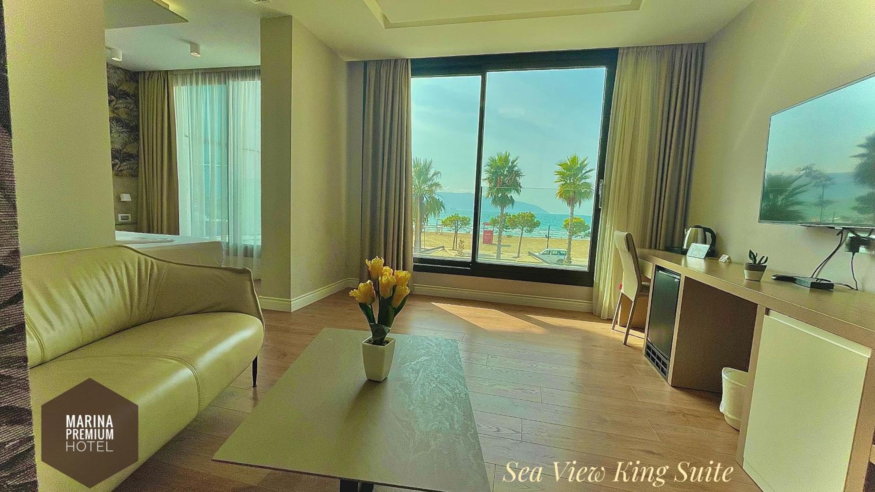 King Suite with Sea View