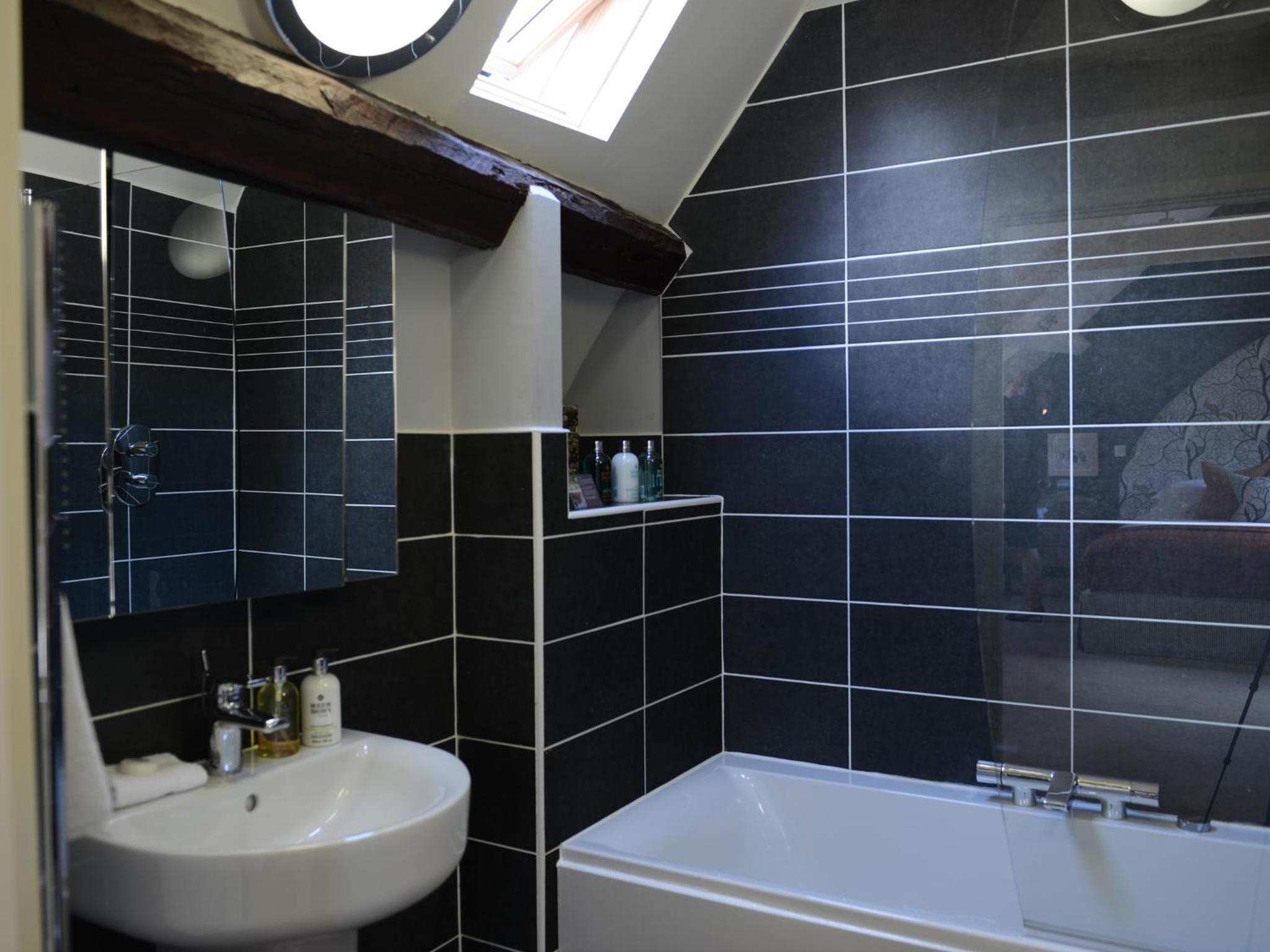 Superior Double or Twin Room photo 3