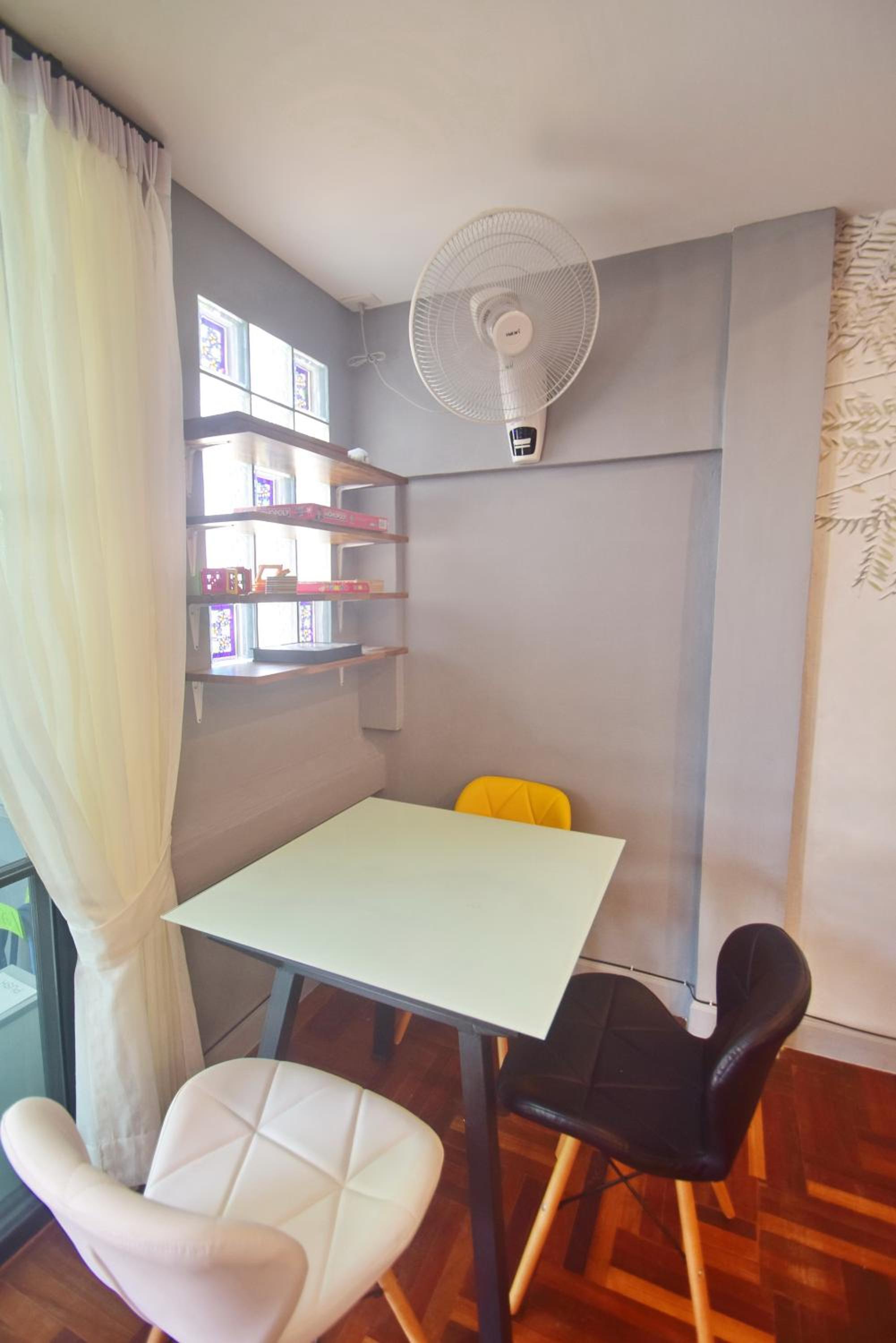 Three-Bedroom Townhouse - Photo 42