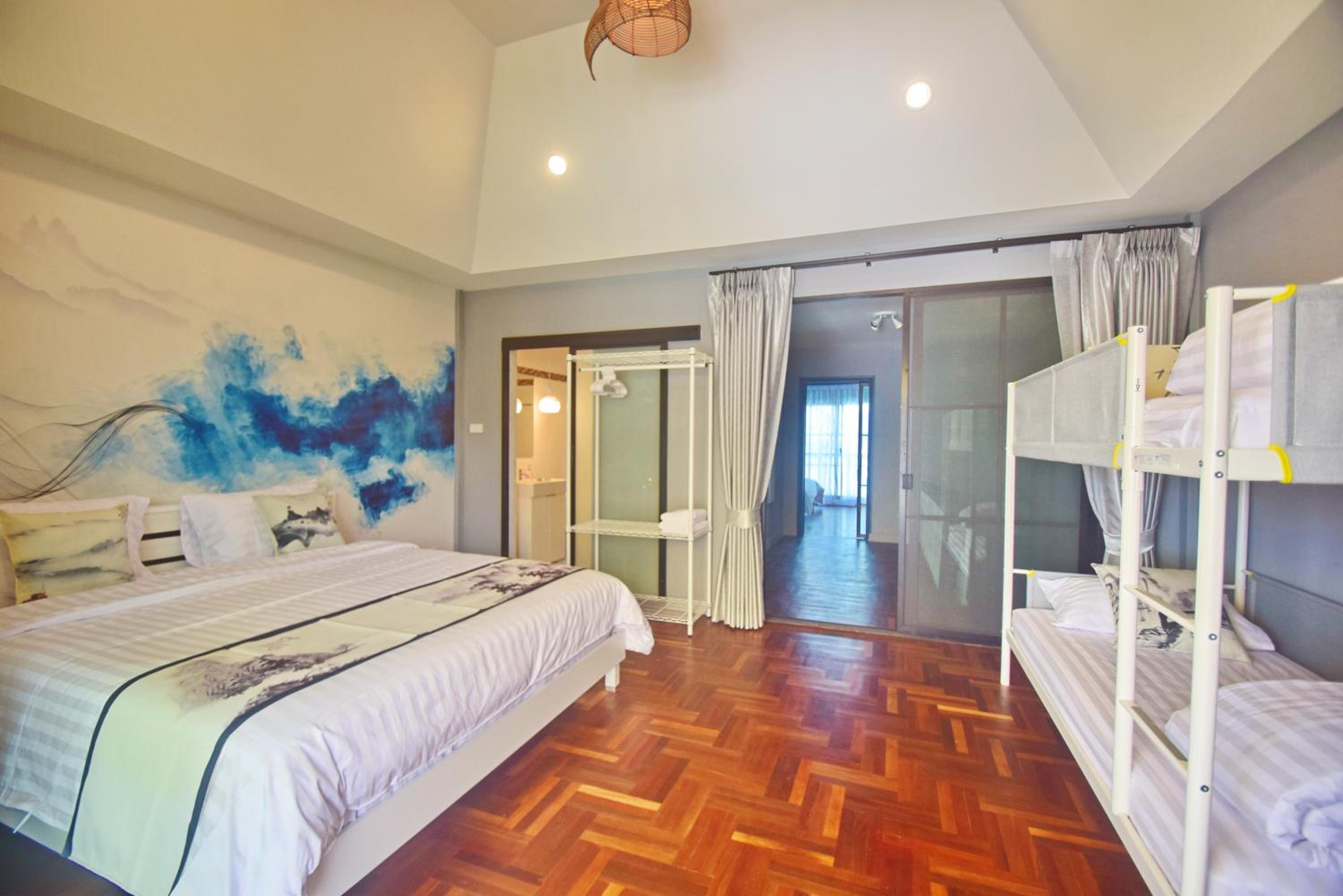 Three-Bedroom Townhouse - Photo 39