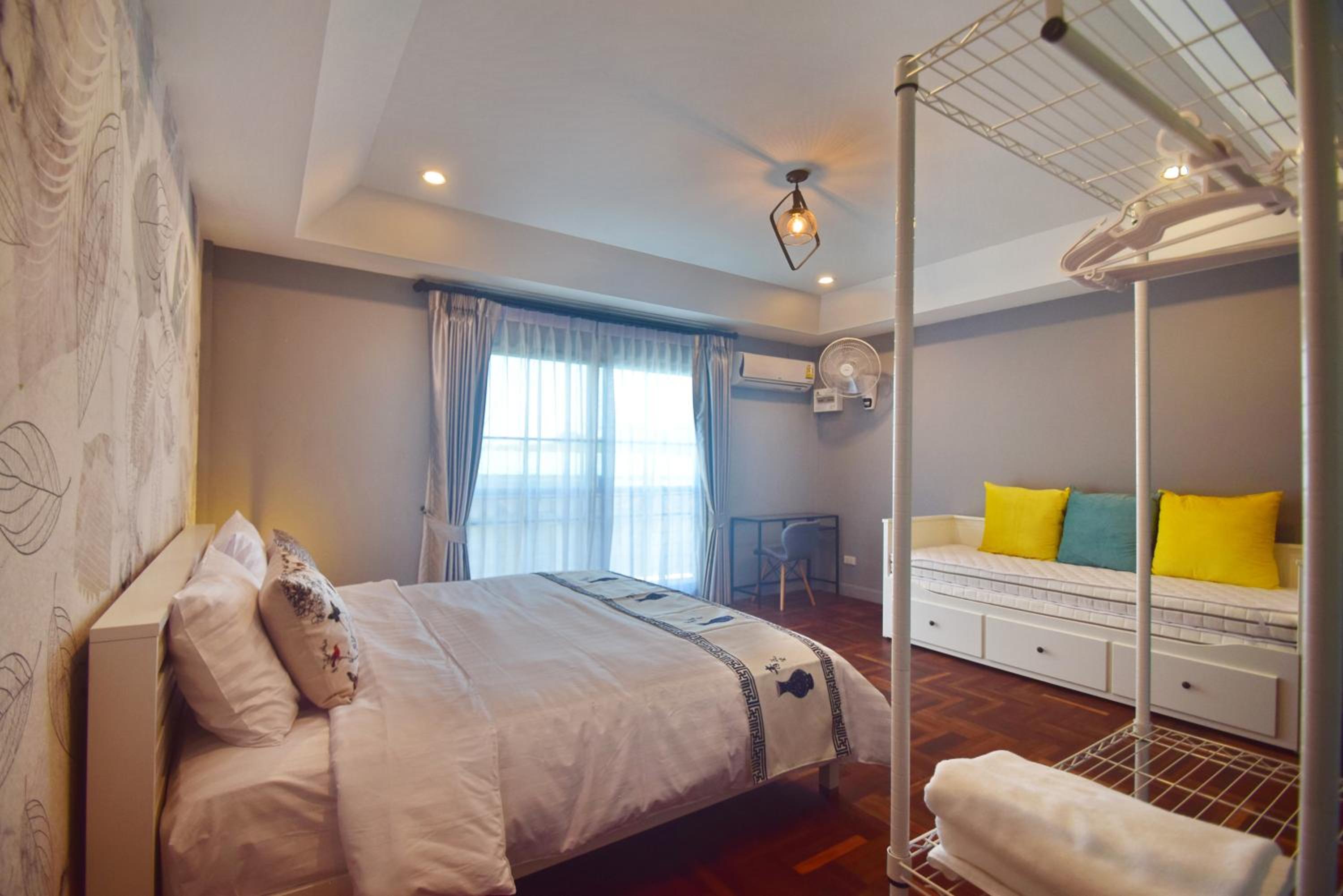 Three-Bedroom Townhouse - Photo 33